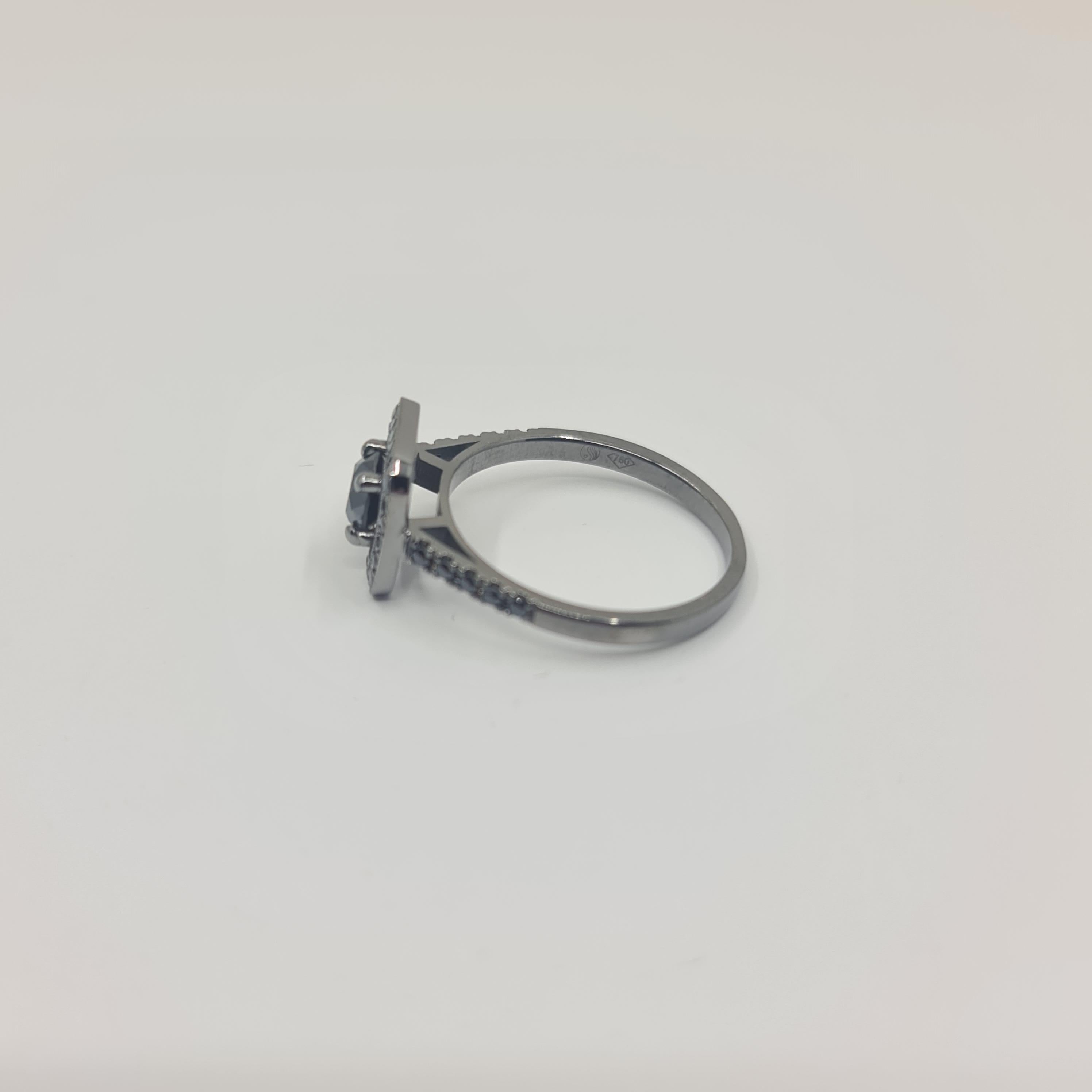 Brilliant Cut Exquisite Black Diamond Halo Ring 0.88 Carat in 18K Black Gold Round Cut For Sale