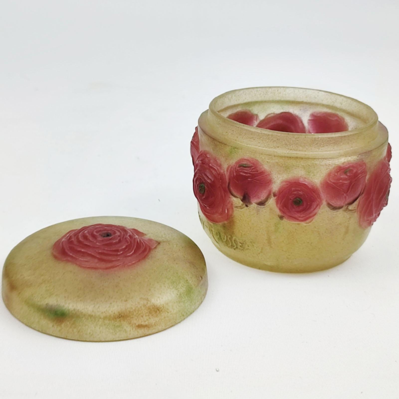 Vetro artistico Exquisite Box in Pate De Verre by G. Argy-Rousseau in vendita