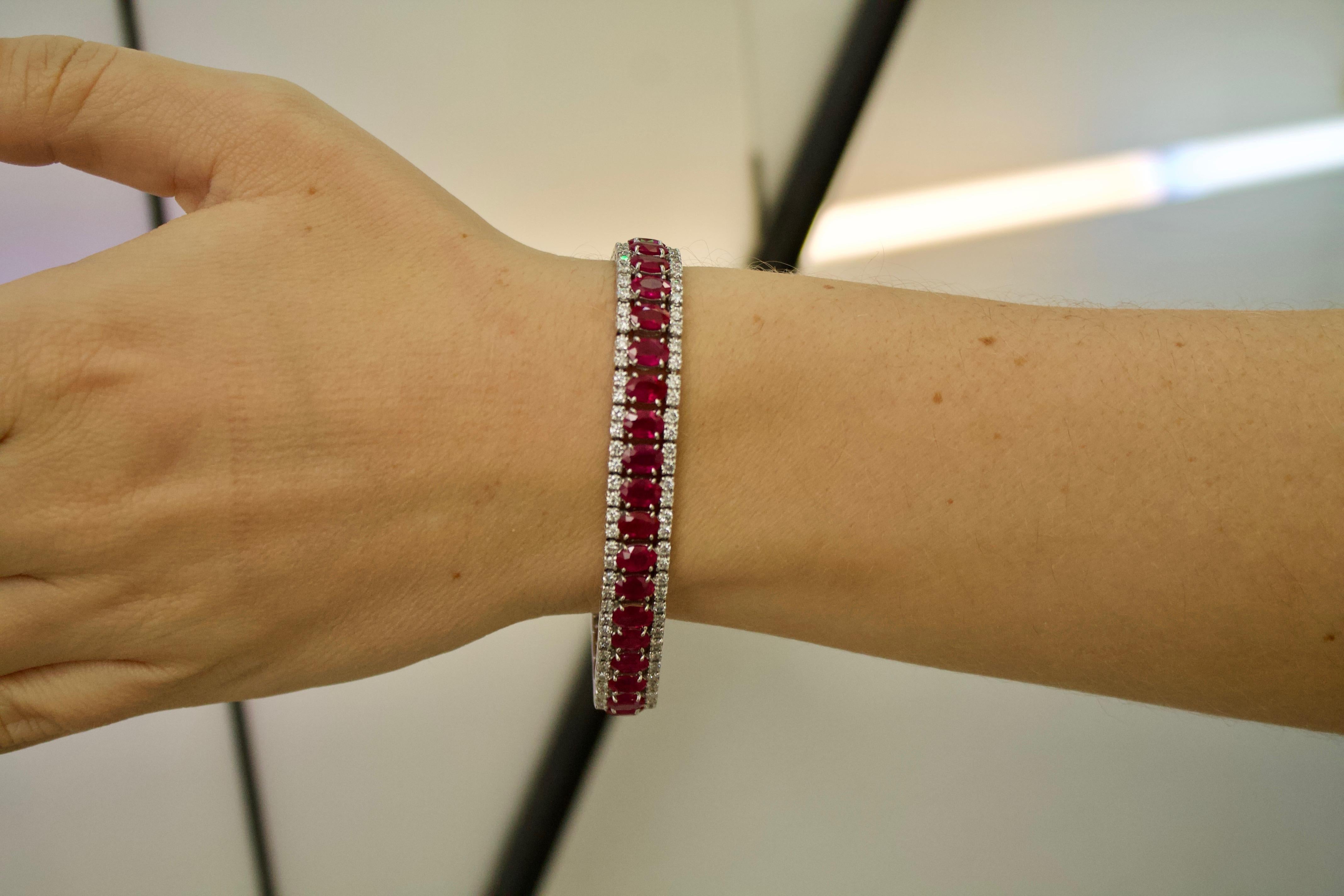 Exquisite Burmese Ruby and Diamond Bracelet with GIA Certification For Sale 5