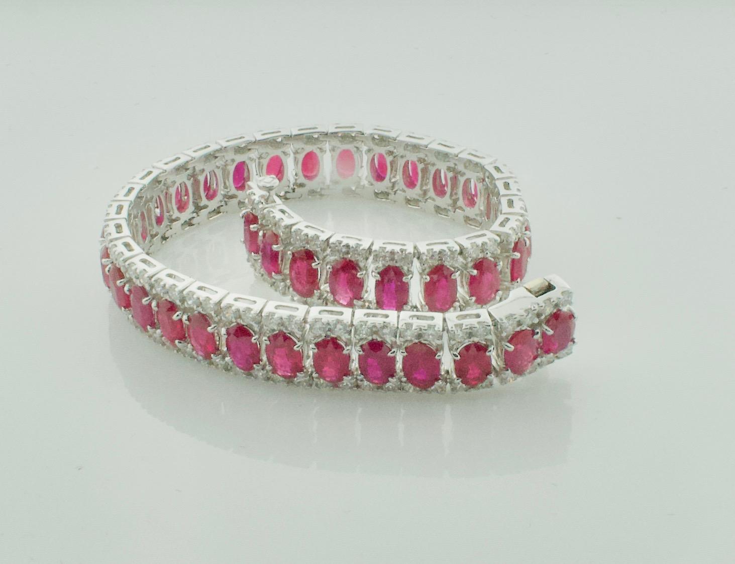 Women's or Men's Exquisite Burmese Ruby and Diamond Bracelet with GIA Certification For Sale