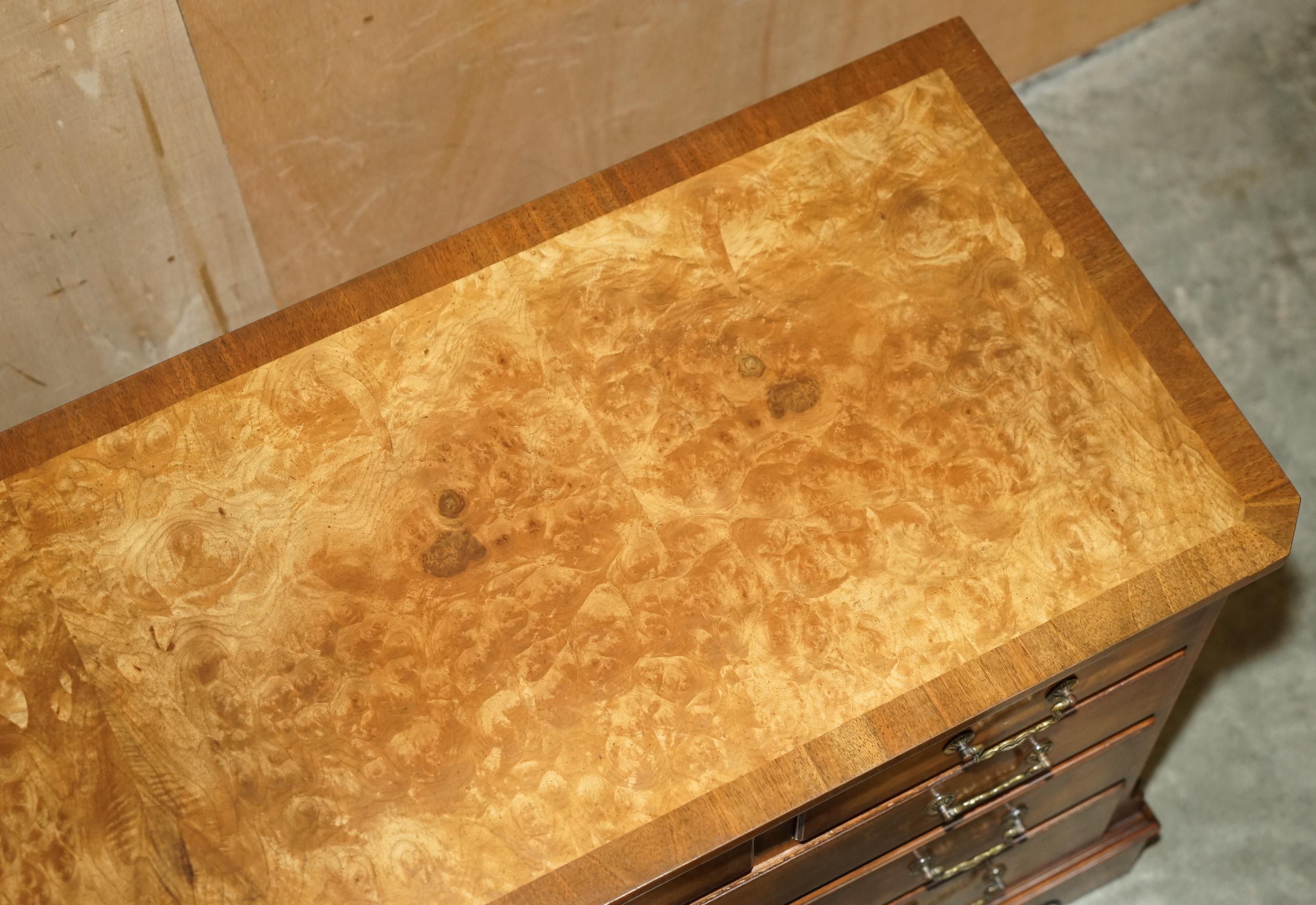 EXQUISITE BURR & BURL WALNUT SiDEBOARD BANK OR CHEST OF DRAWERS SUBLIME PATINA For Sale 2