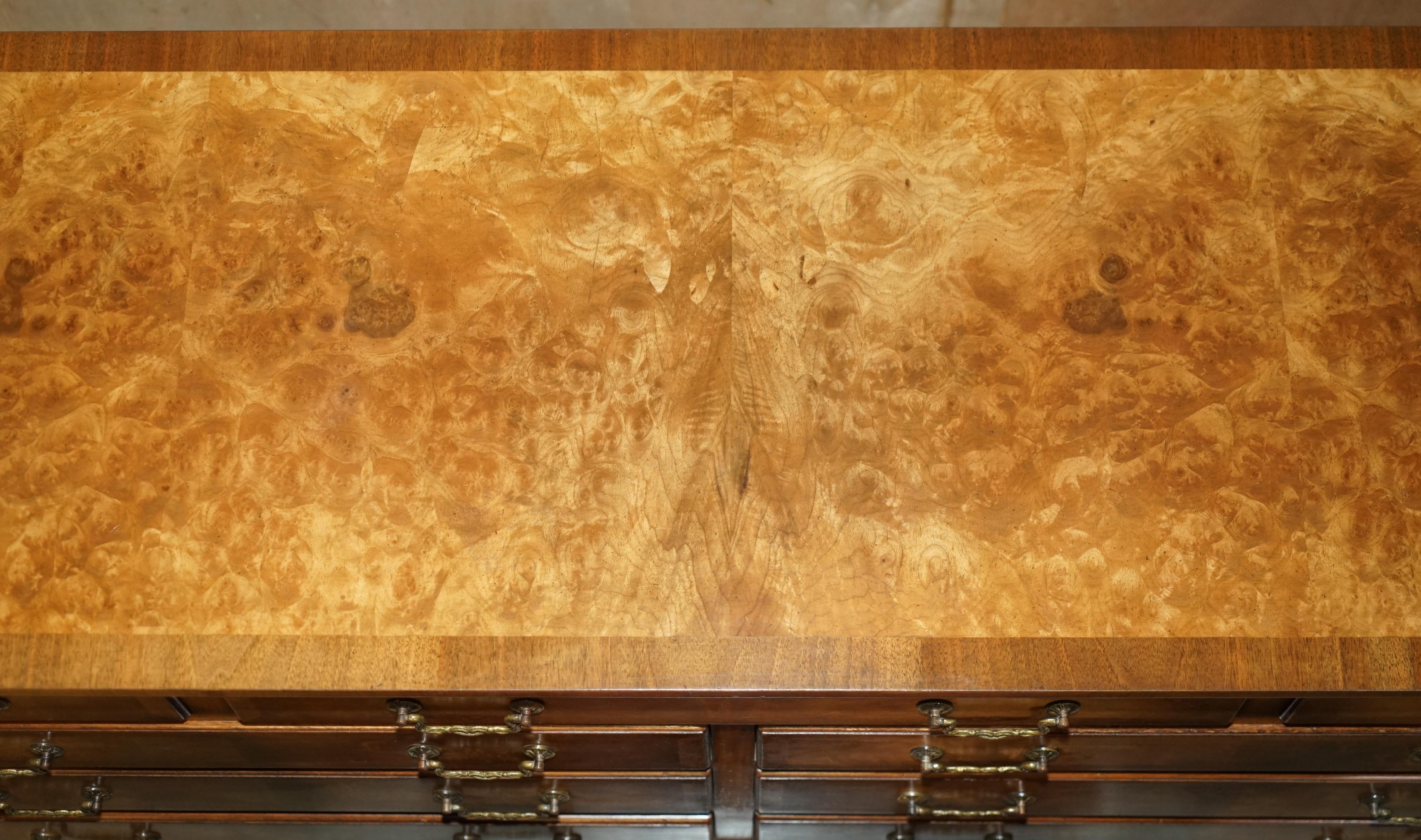 EXQUISITE BURR & BURL WALNUT SiDEBOARD BANK OR CHEST OF DRAWERS SUBLIME PATINA For Sale 3