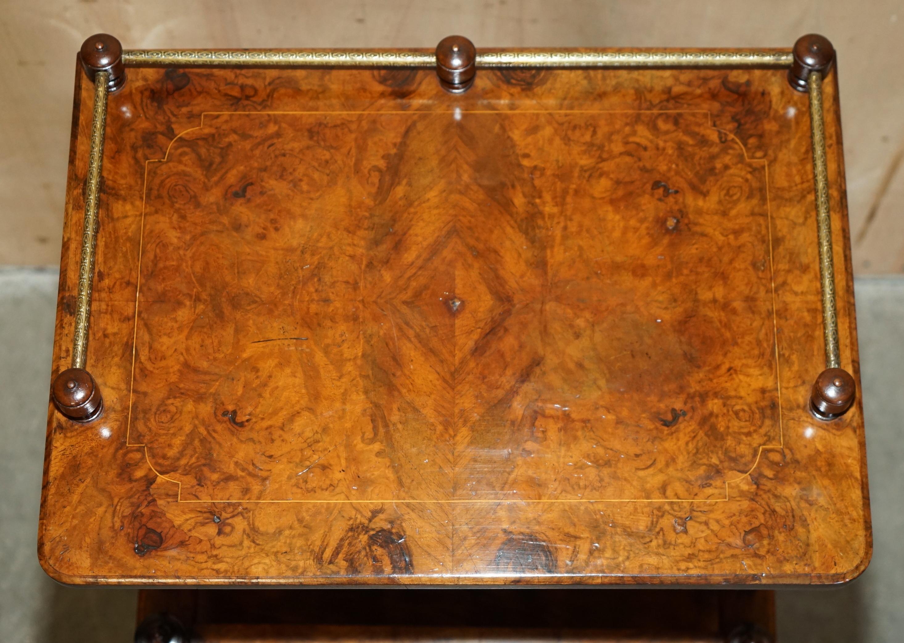 UNITA' DI CANTERBURIA IN NOCE BURR CIRCA 1840 CON BINARIO A GALLERIA IN OTTONE in vendita 1