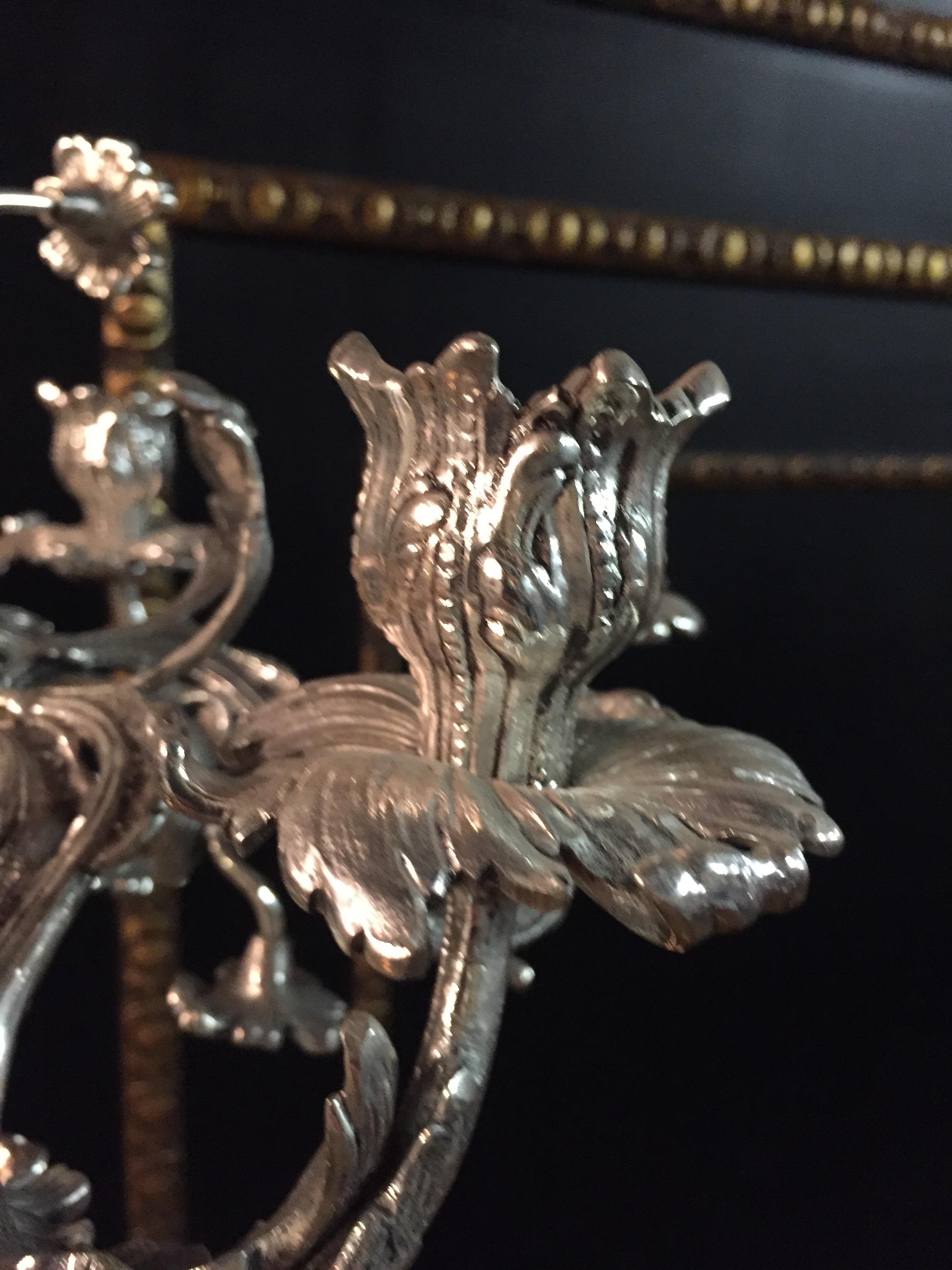 Exquisite Candelabra in Rococo Style In Good Condition For Sale In Berlin, DE