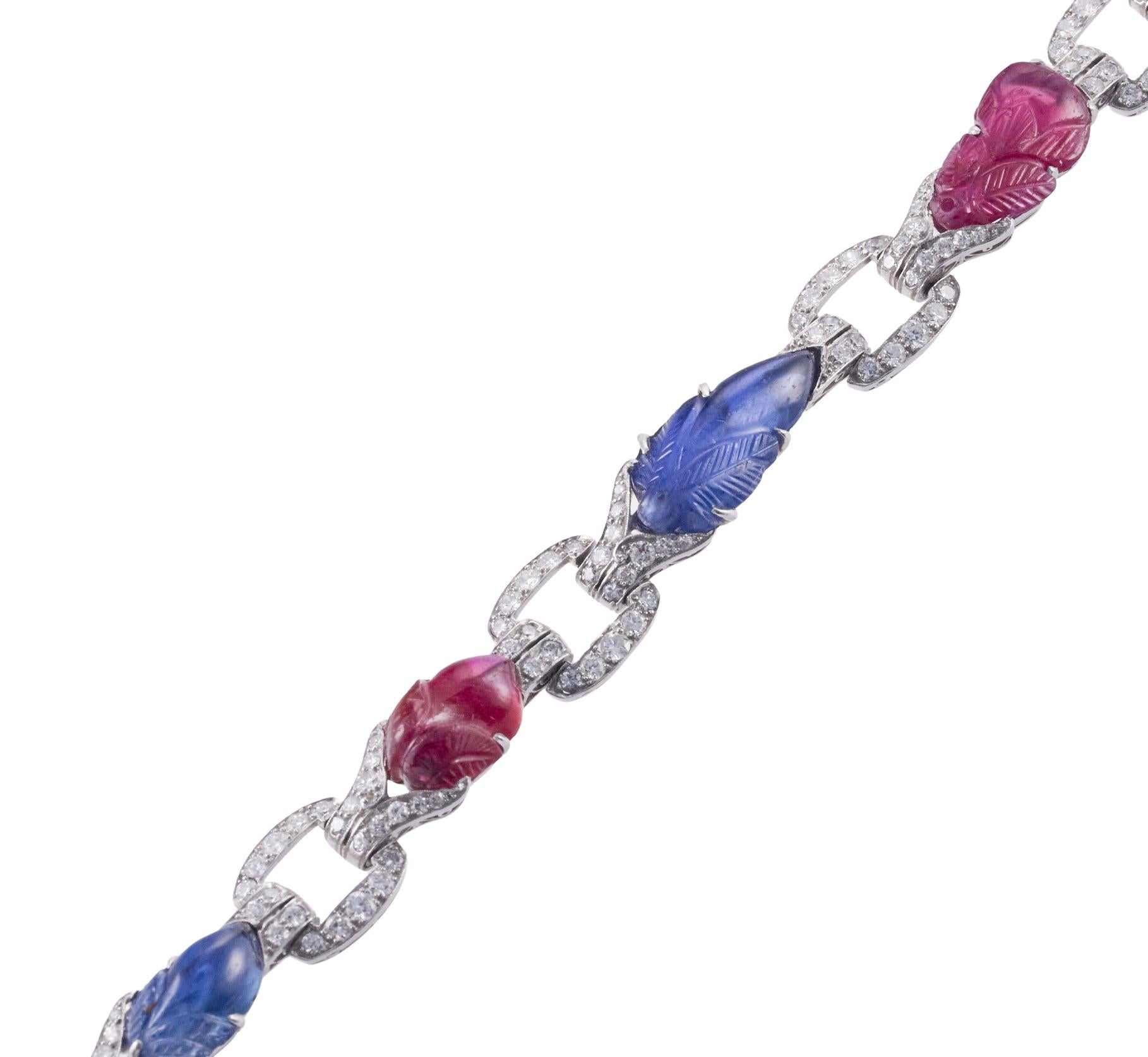 Round Cut Exquisite Carved Ruby & Sapphire Diamond Gold Bracelet For Sale