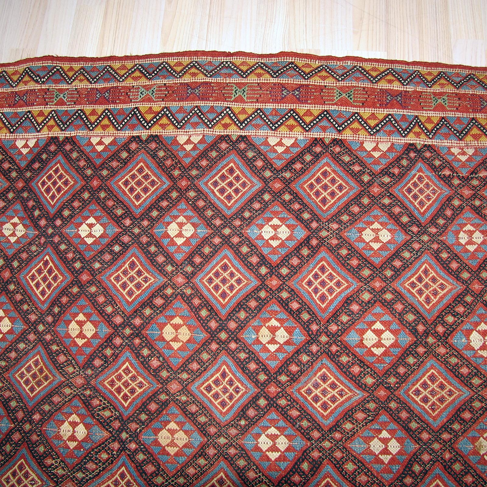 Exquisite Caucasian Flat Weaved Rug 1940s For Sale 3