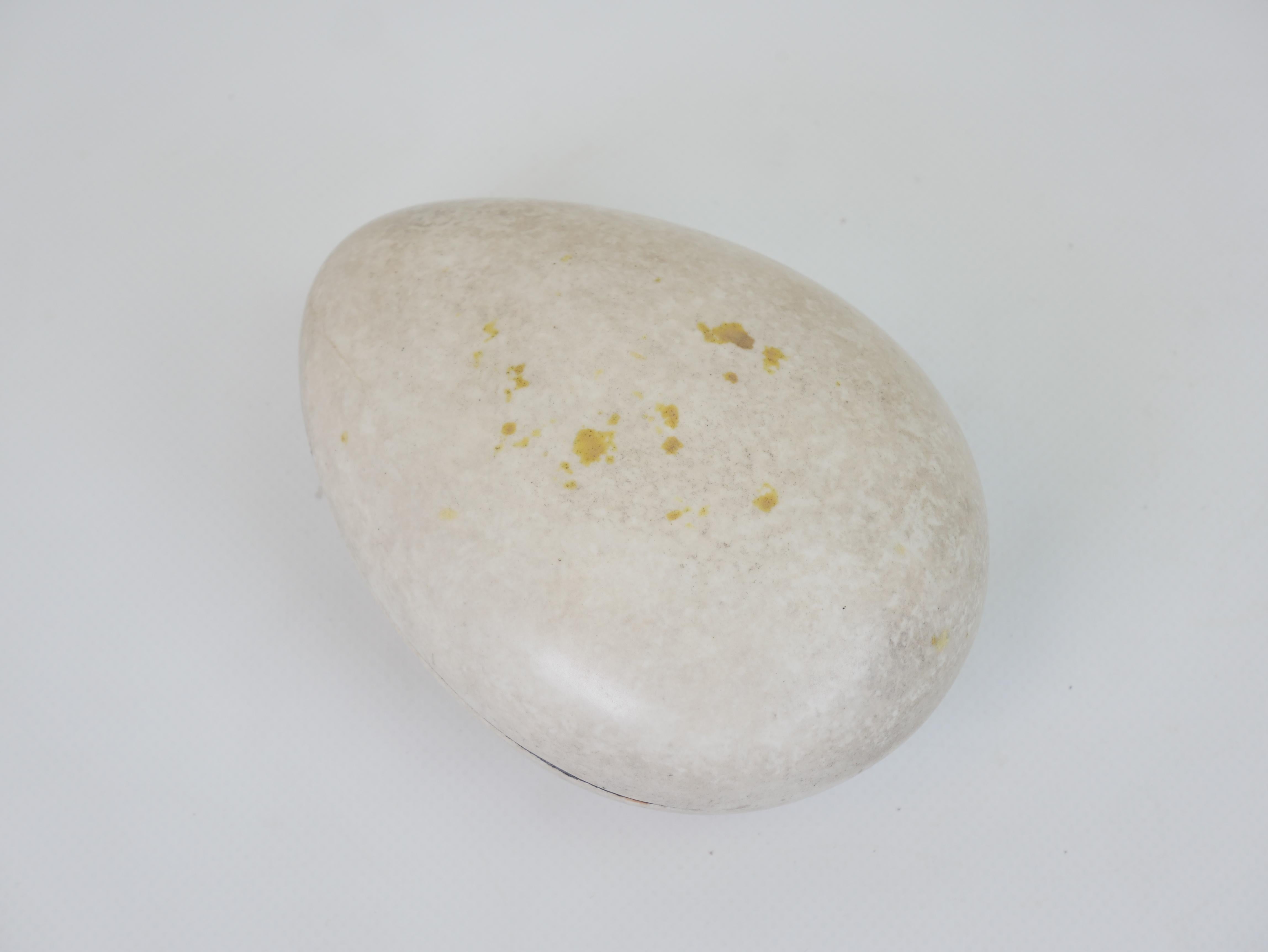 Exquisite ceramic box or tidy in the shape of a pebble by Hans Hedberg For Sale 3