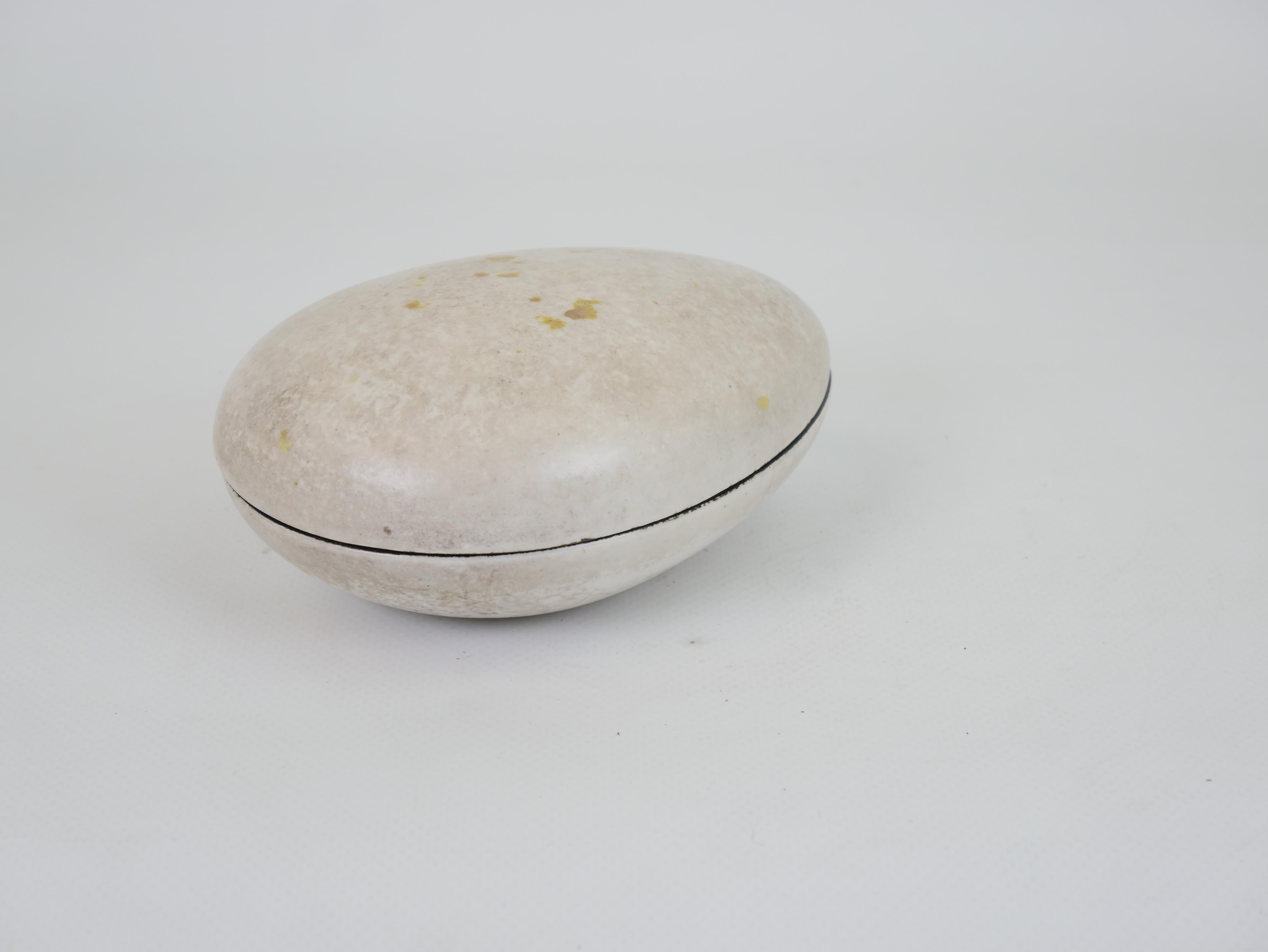 Ceramic Exquisite ceramic box or tidy in the shape of a pebble by Hans Hedberg For Sale
