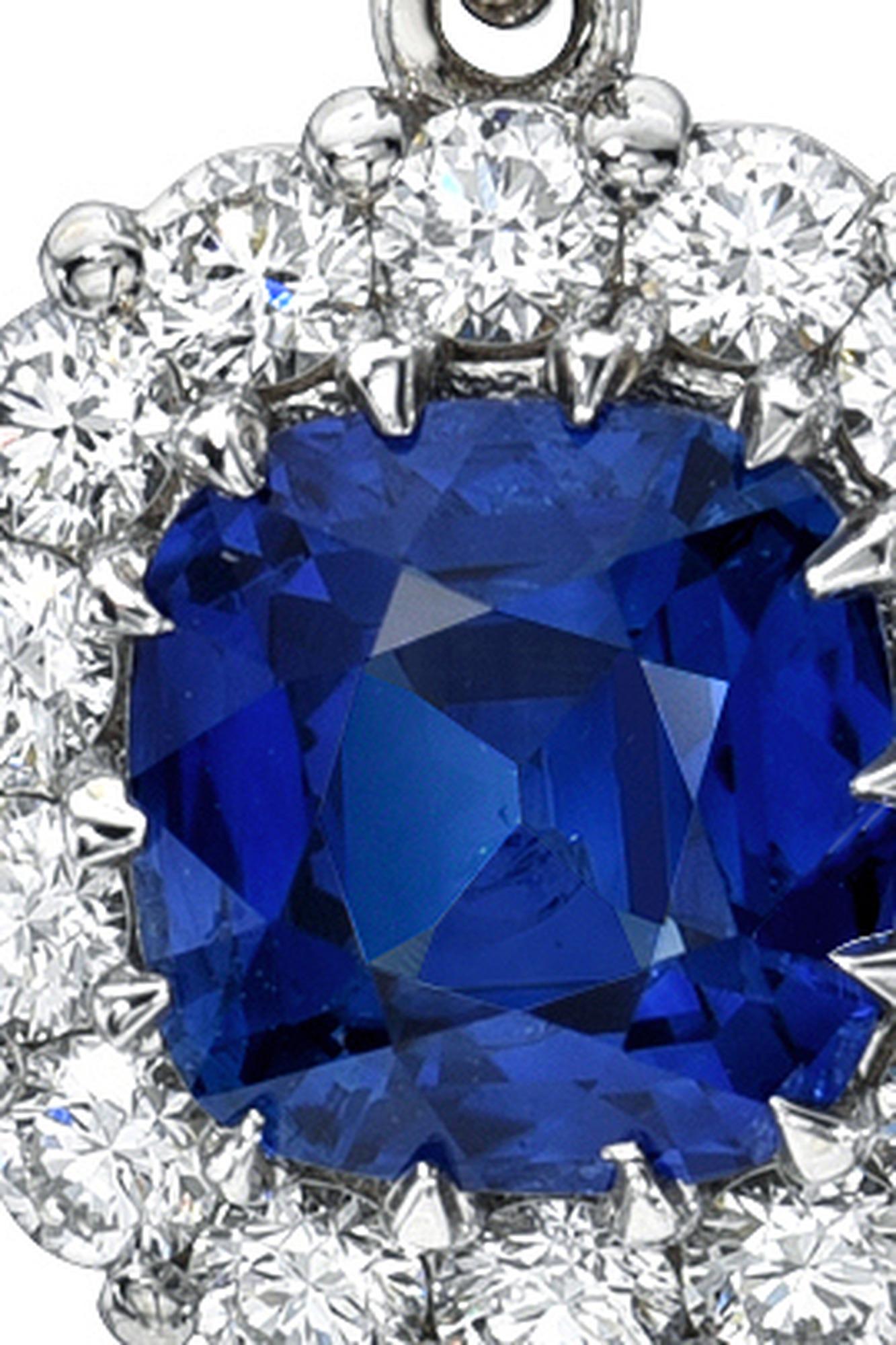 Squisiti orecchini di diamanti con zaffiro blu di Ceylon - 1stDibs Sapphire Jewelry In condizioni Nuovo in vendita a Beverly Hills, CA