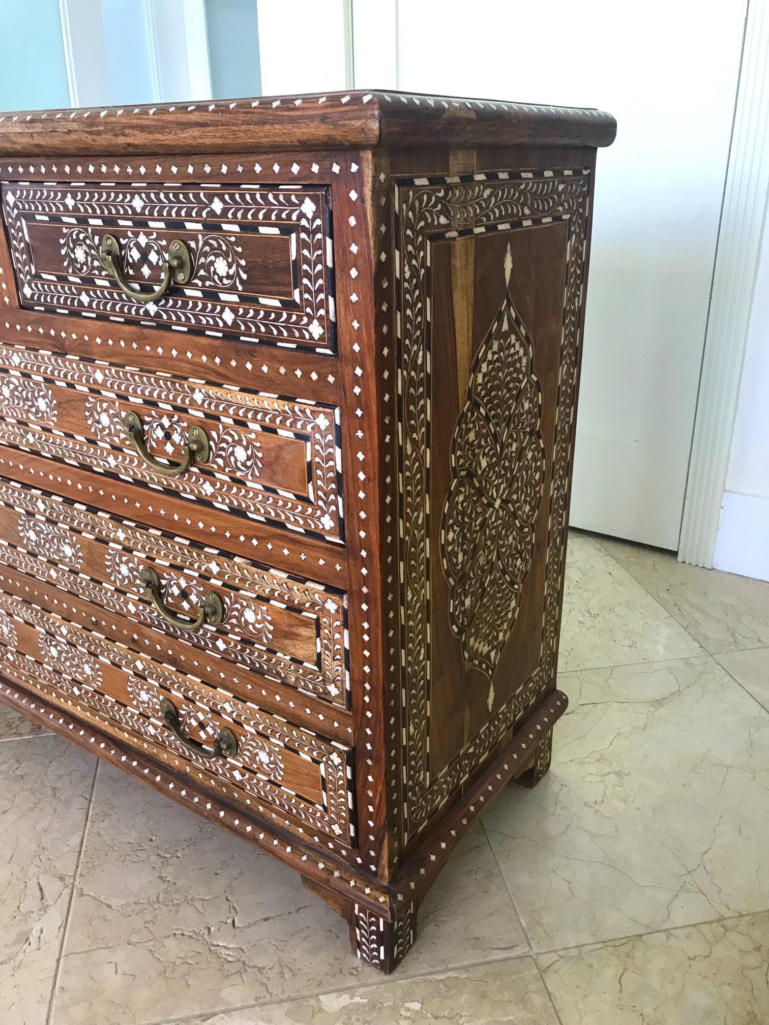 Exquisite Chest of Drawers with Bone Inlays and Marquetry Designs, 1970s In Good Condition In Fort Lauderdale, FL