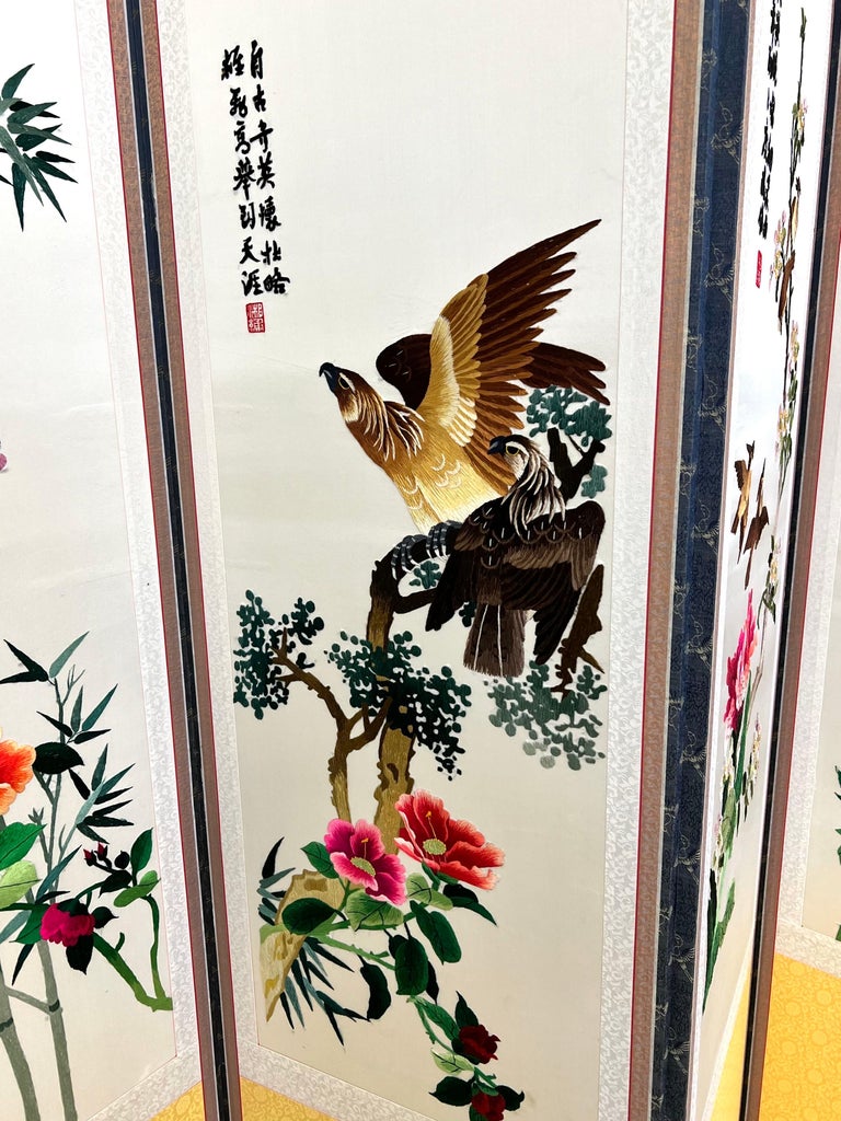 Exquisite Chinese Embroidered Silk 8 Panel Room Divider Screen of Birds, Flowers For Sale 4