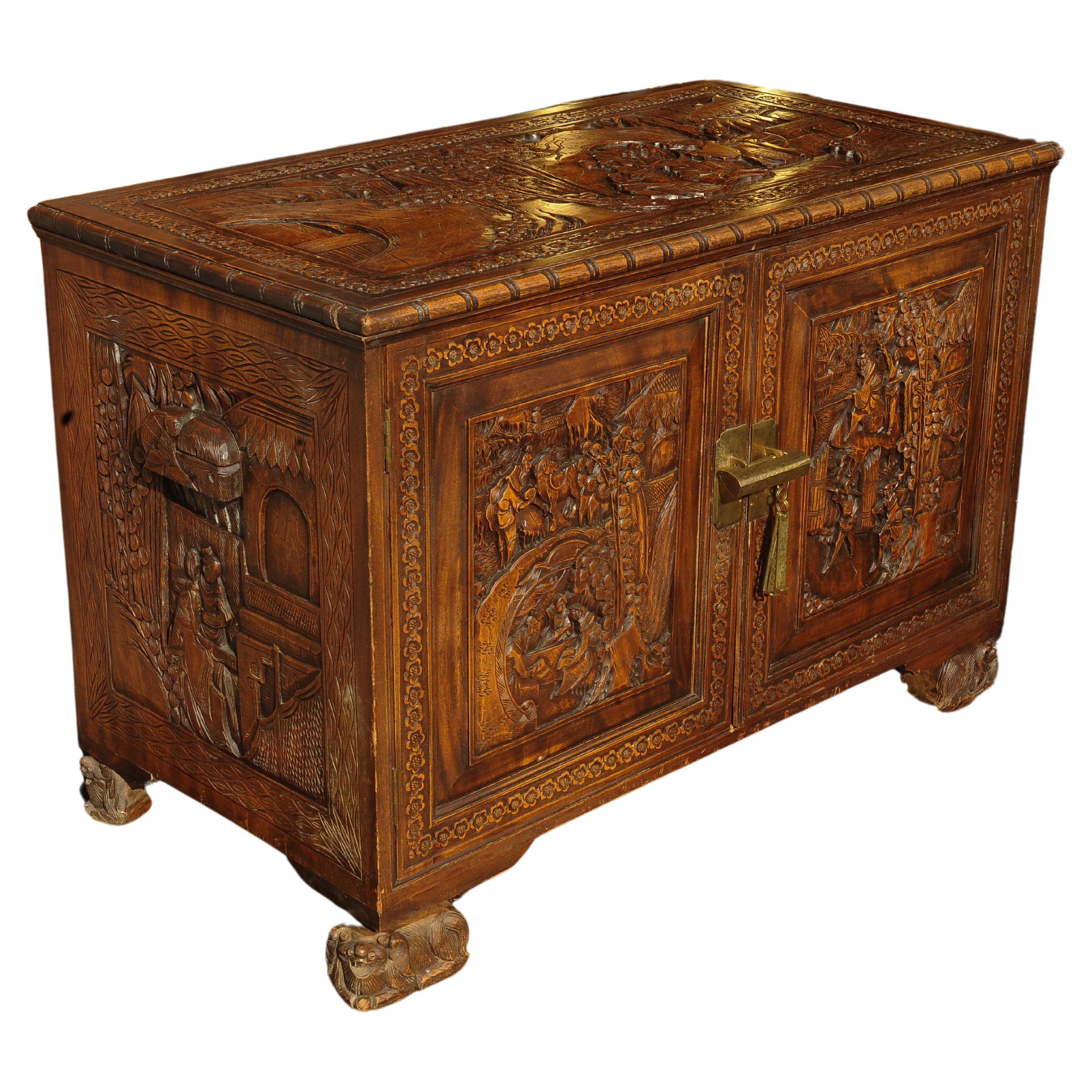 Exquisite Chinese Export Carved Two Door Five Campaign Drawer Camphor Chest In Good Condition For Sale In Reading, Berkshire