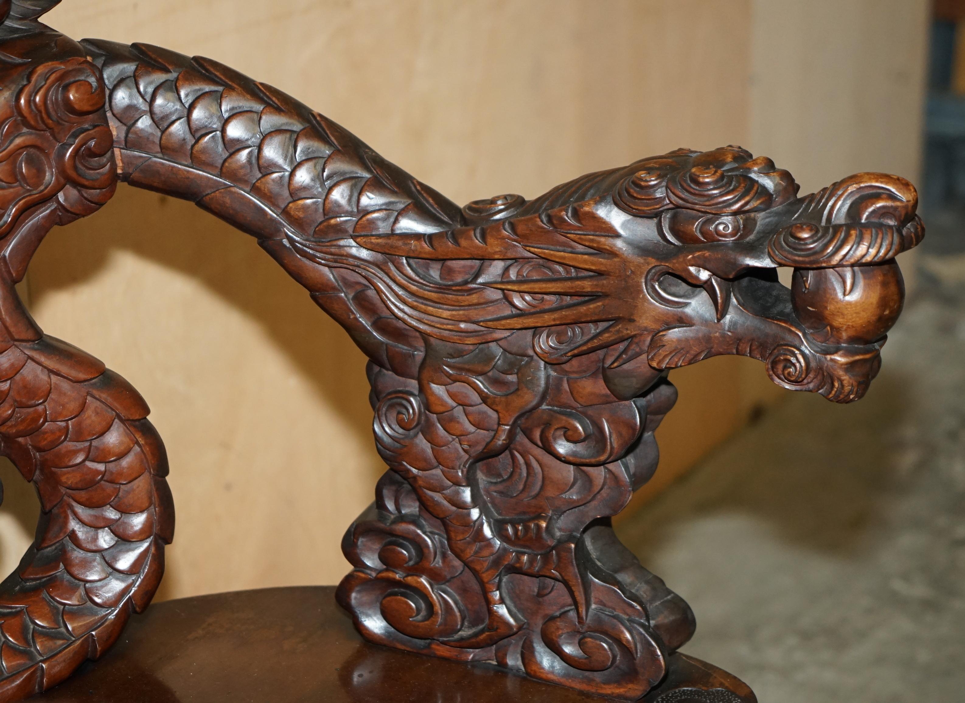 EXQUISITE CIRCA 1880 QING DYNASTY CARVED HARDWOOD CHINESE DRAGON ARMCHAiR For Sale 3