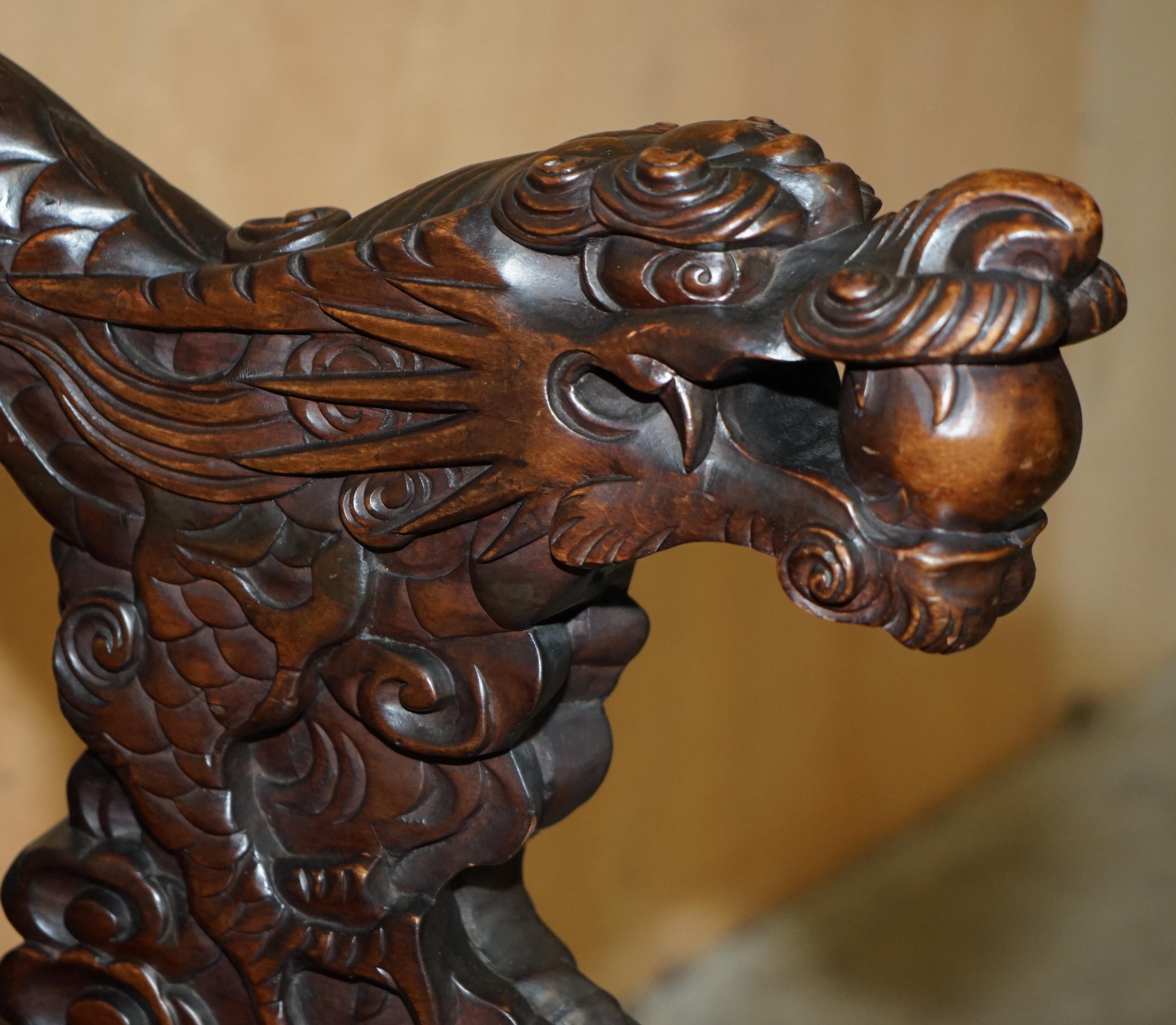 EXQUISITE CIRCA 1880 ARMCHAiR DE DRAGON CHINOIS EN BOIS CARACTERE DYNASTIQUE DE LA VILLE DE QING en vente 3