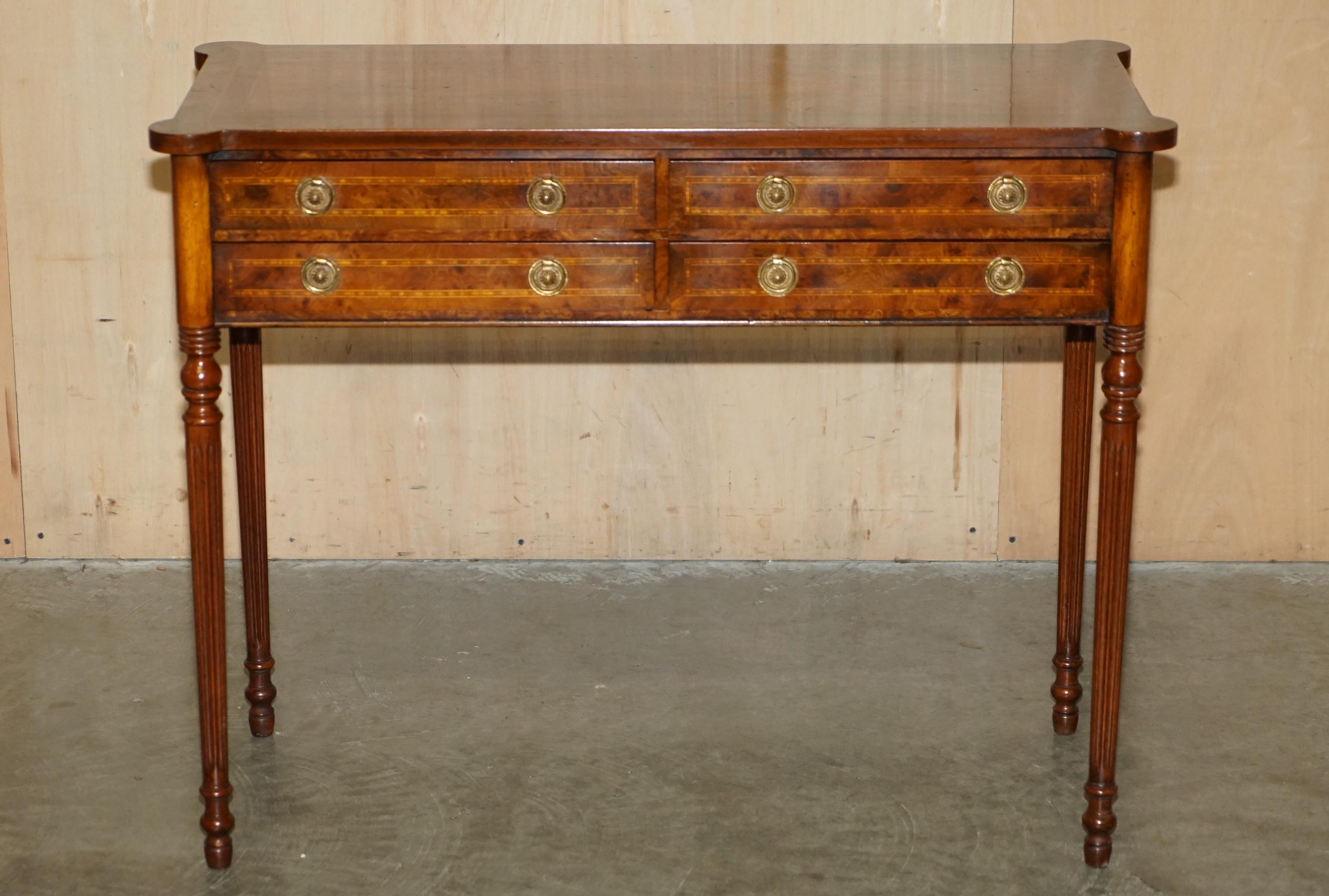 EXQUISITE CIRCA 1920 BURR ELM & SATiNWOOD FRENCH POLISHED RESTORED CONSOLE TABLE (Art déco) im Angebot