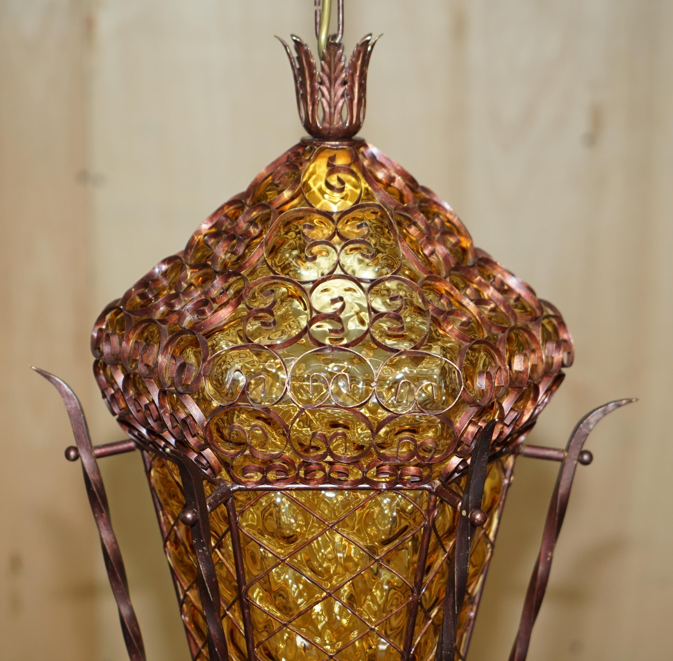 Italiano ECCEZIONALE VETRINA DI VETRO SOFFIATO CIRCA 1940 ART NOUVEAU DI SOTTOVETRO in vendita