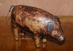 Exquisite circa 1950's Abercrombie & Fitch Leather Pig Stool Liberty's Omersa