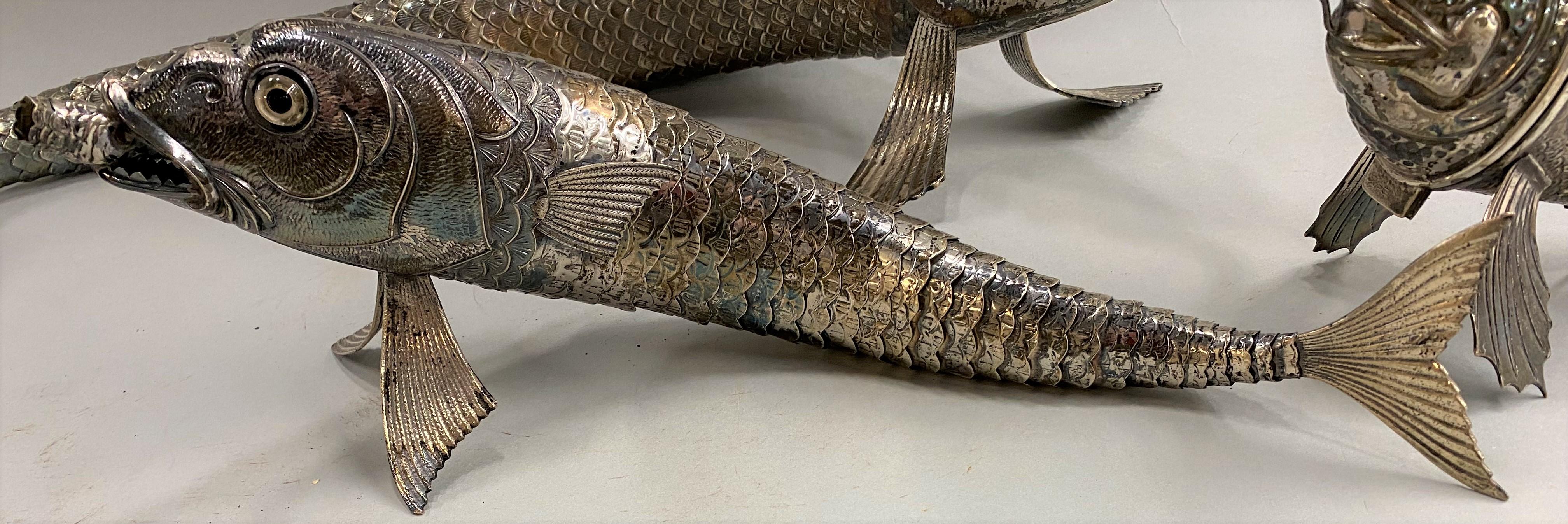 Exquisite Collection of Six Silver & Gilt Articulated Fish from Spain / Italy For Sale 5