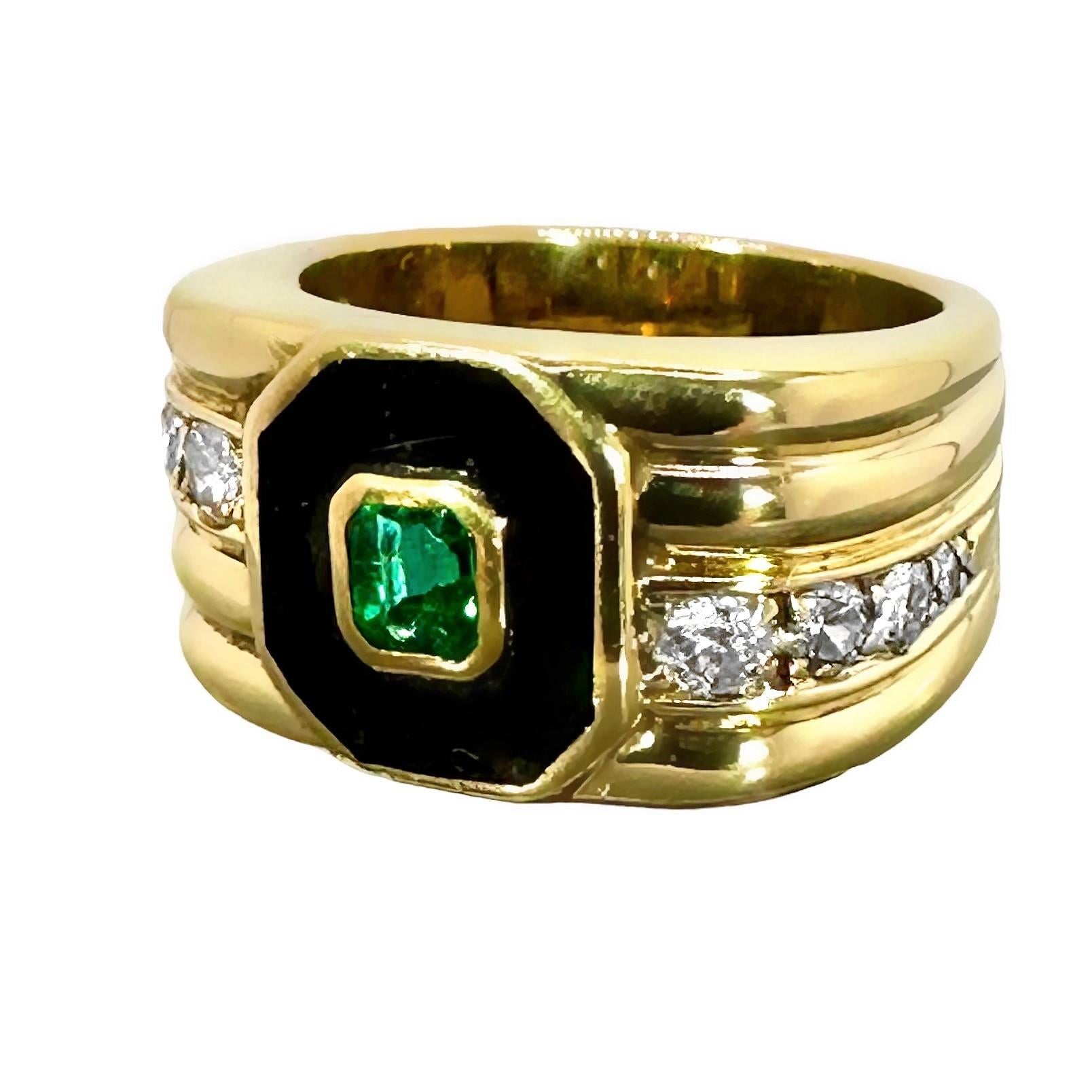 This wonderful Mid-20th Century Ladies ring has, set at it's center, one very fine quality emerald cut emerald weighing approximately .53ct. This gem is set in an octagonal field of black enamel, which presents beautifully with the contrasting