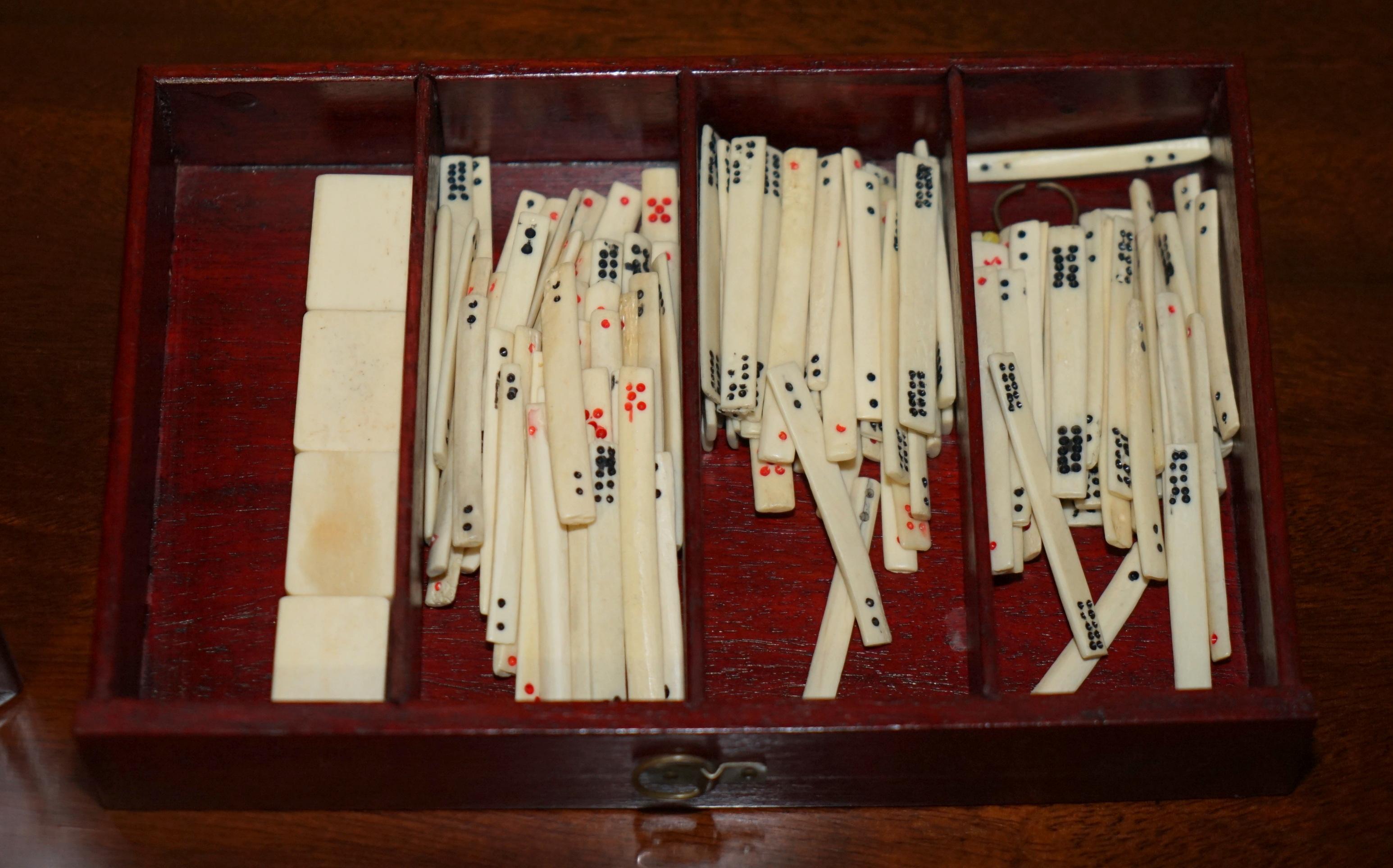 EXQUISITE COMPLETE FOUR PERSON MAHJONG SUITE CIRCA 1920's CHINESE EXPORT PERIOD For Sale 2