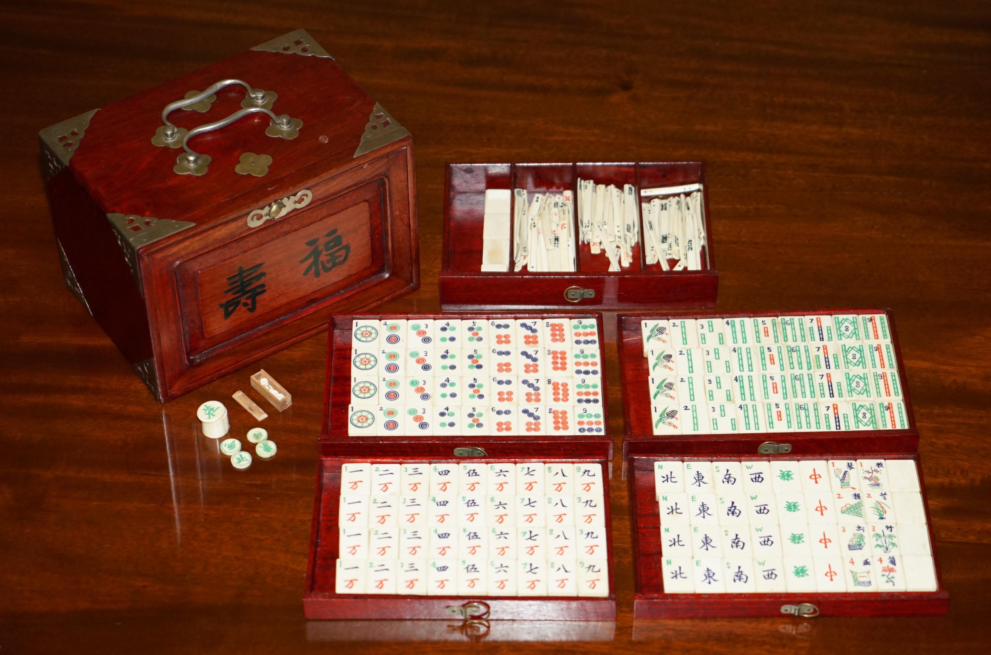 Bamboo EXQUISITE COMPLETE FOUR PERSON MAHJONG SUITE CIRCA 1920's CHINESE EXPORT PERIOD For Sale