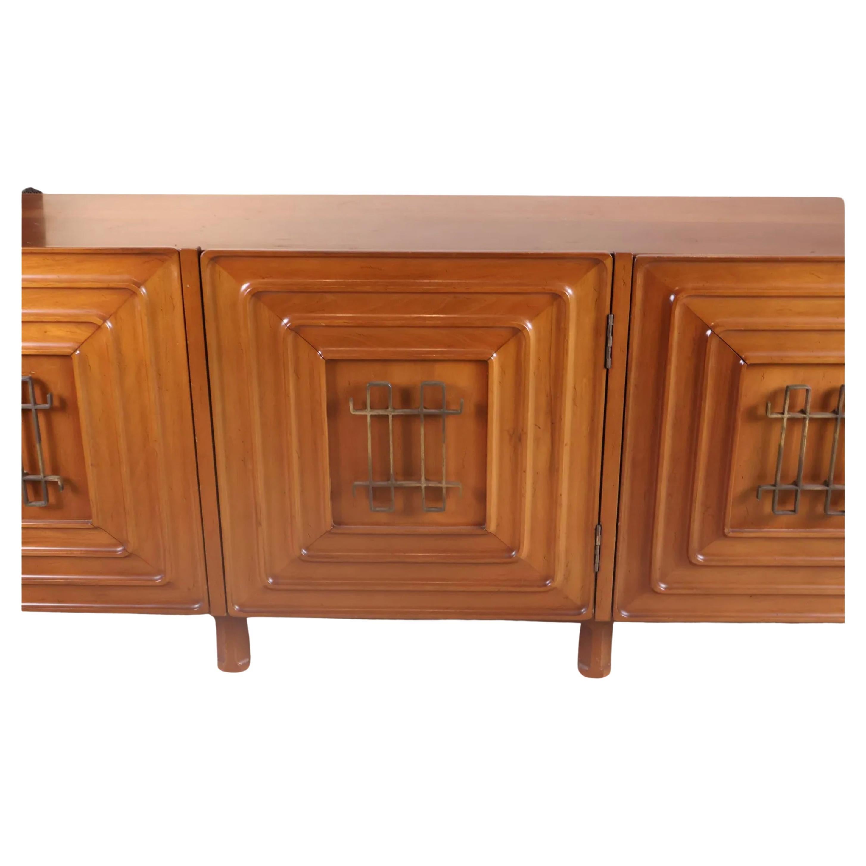 Mid-Century Modern Exquisite Credenza by Edmond J. Spence made by Industria Mueblera Mexico For Sale