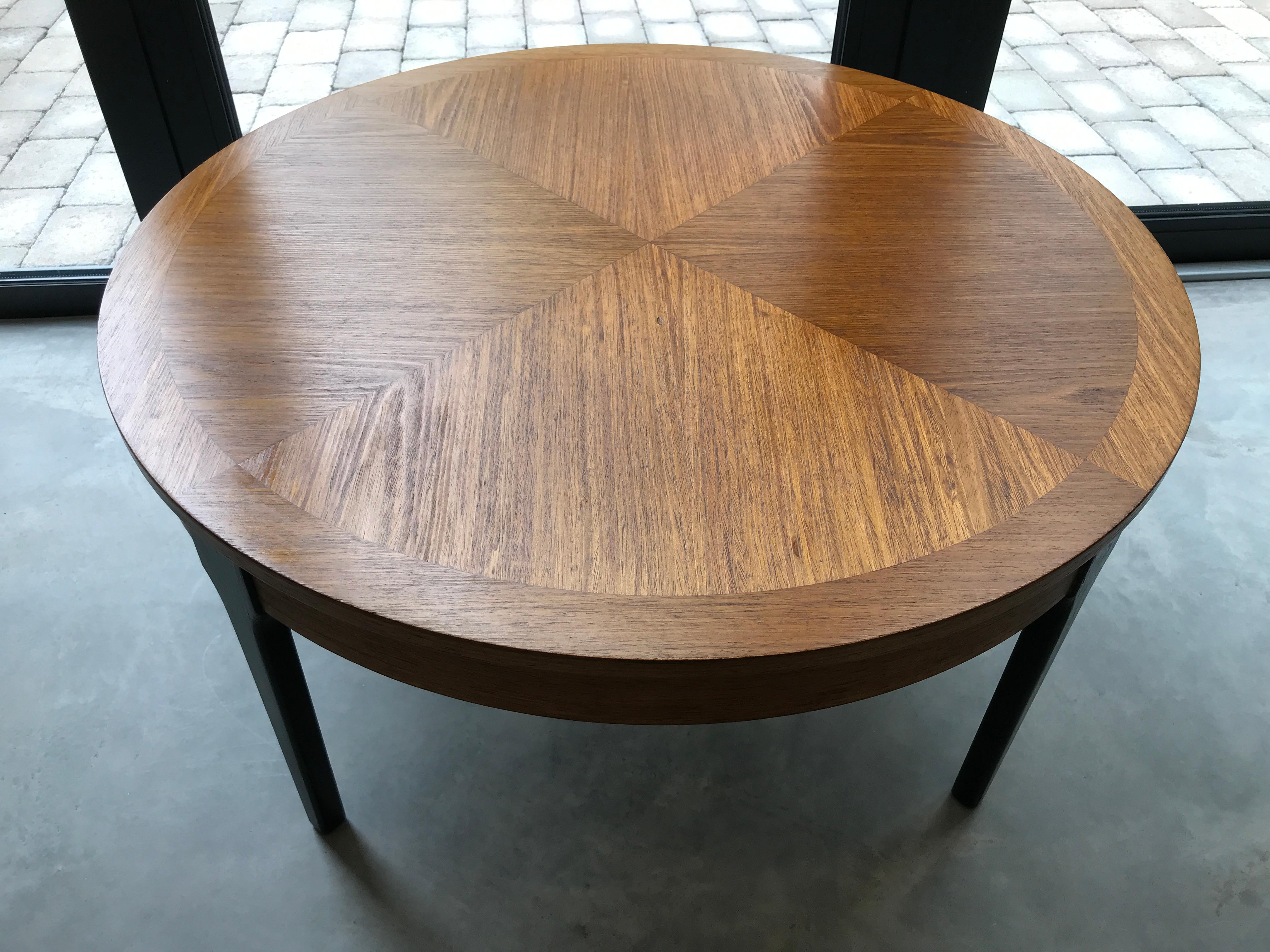 Exquisite Danish 1960s Retro Teak Coffee Table with Black Legs For Sale 1
