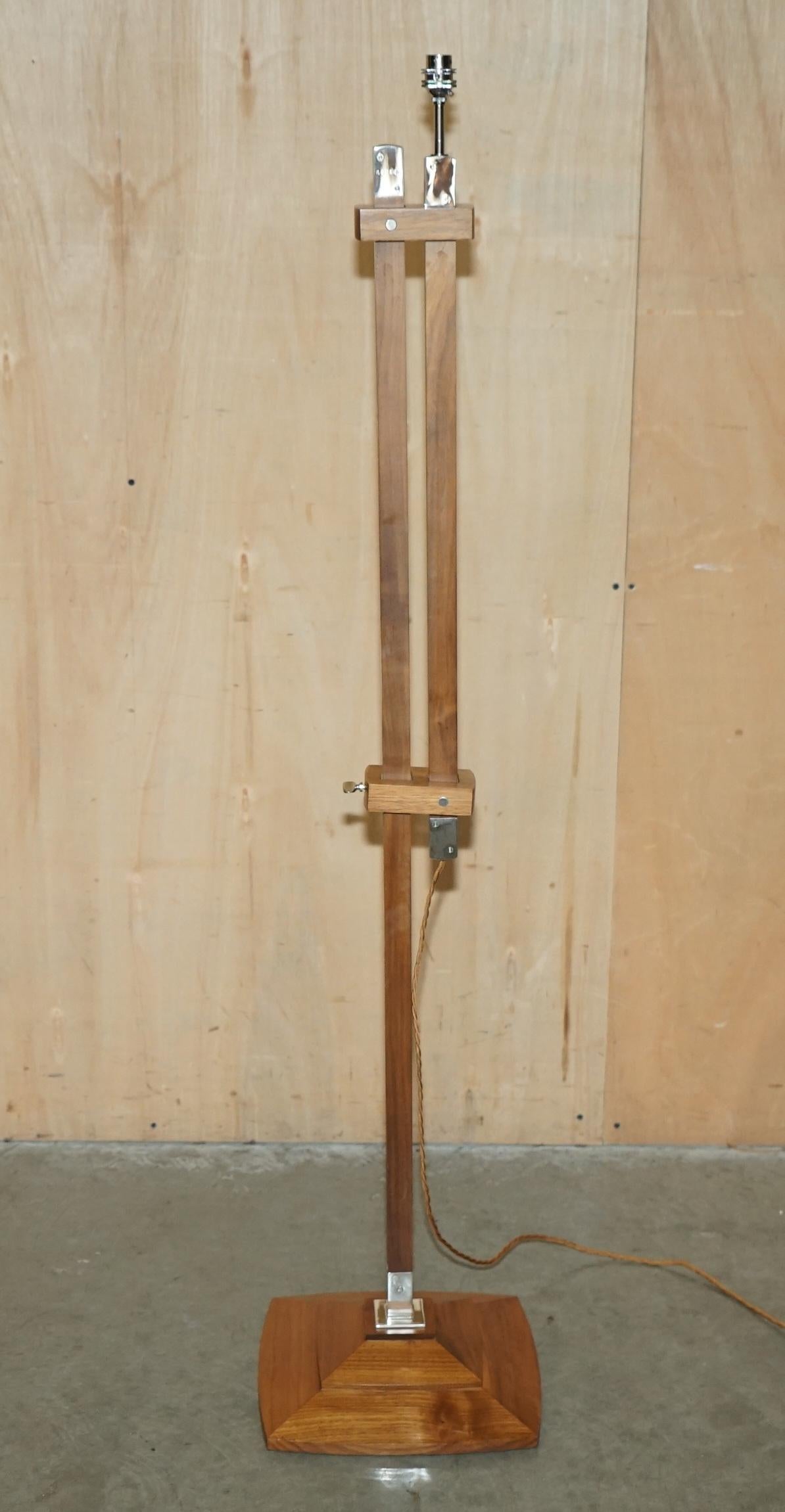 EXQUISITE DAVID LINLEY FLOOR STANDING HEIGHT ADJUSTABLE LAMP CHROME FITTINGs In Good Condition In West Sussex, Pulborough