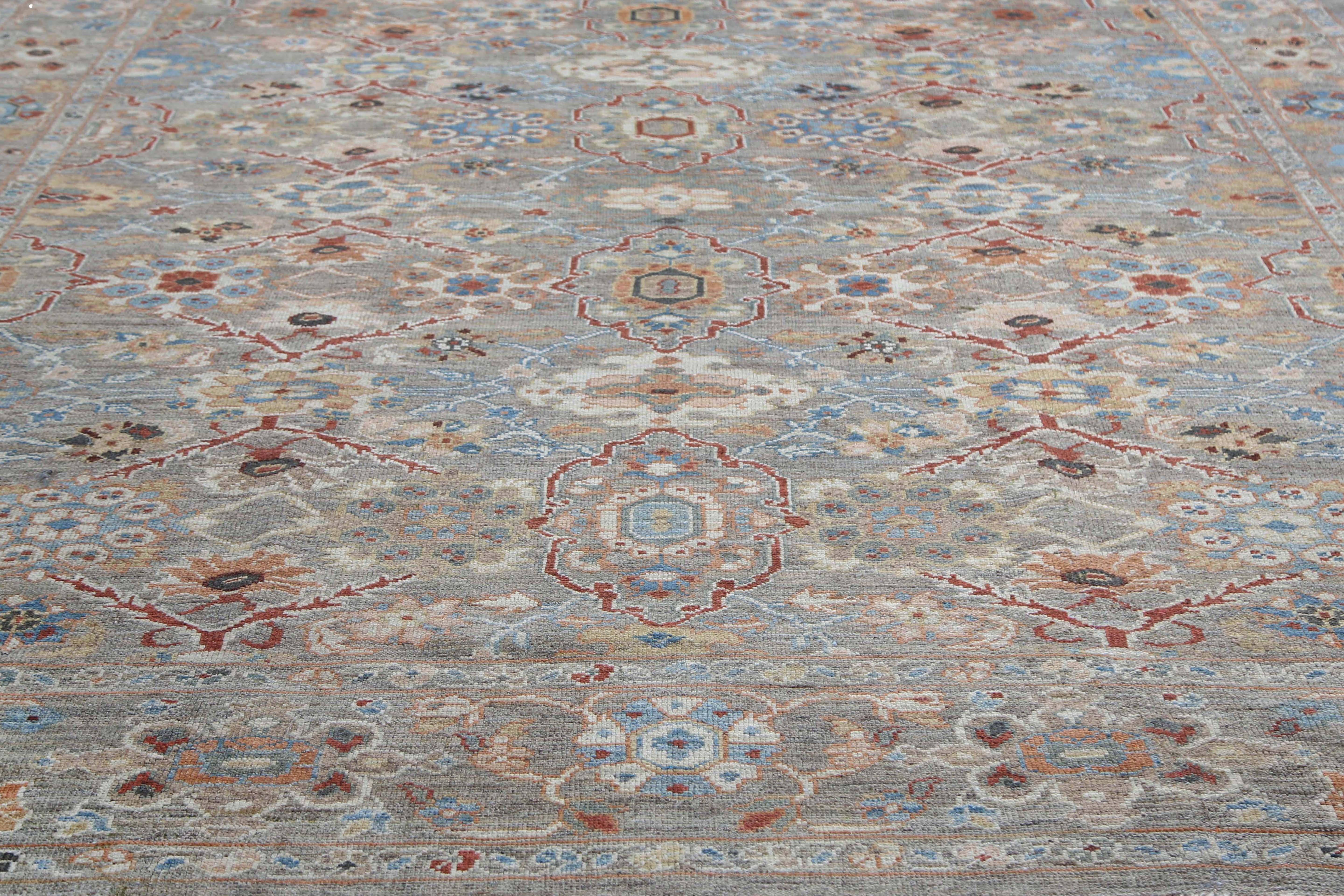 Wool Exquisite Detailed Sultanabad Rug Design For Sale