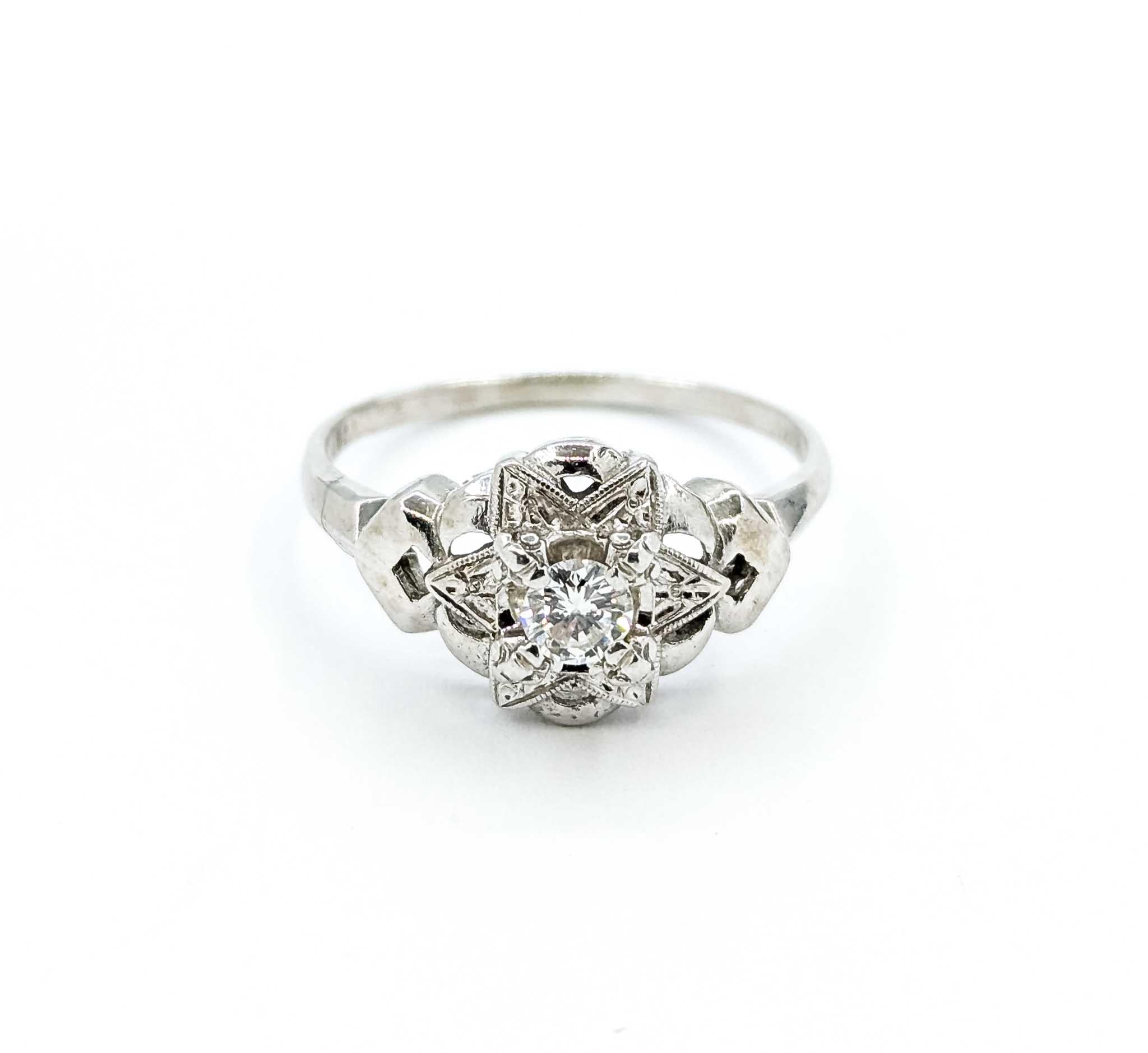 Exquisite Diamond 14k White Gold Ring For Sale 1