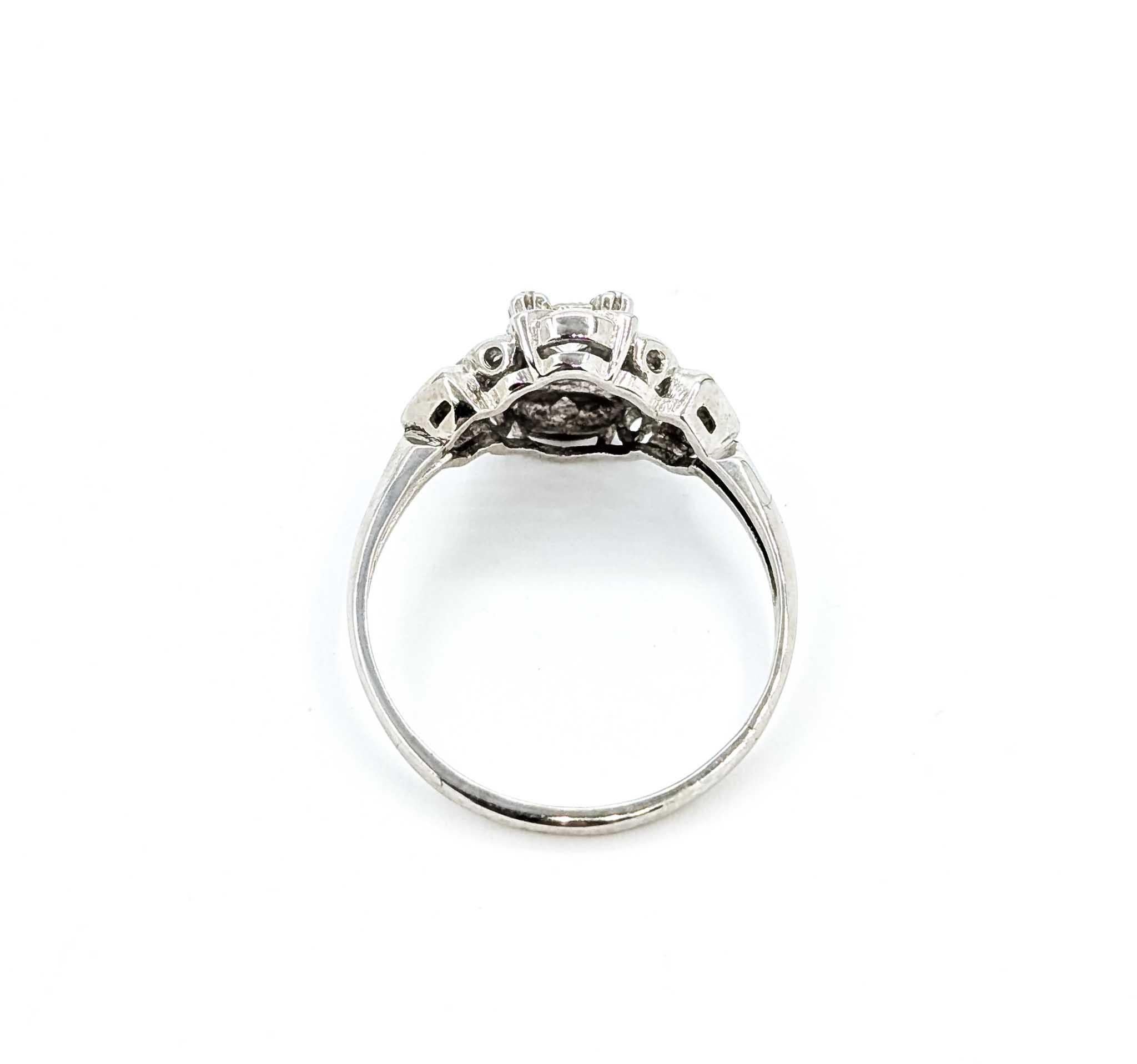 Exquisite Diamond 14k White Gold Ring For Sale 2