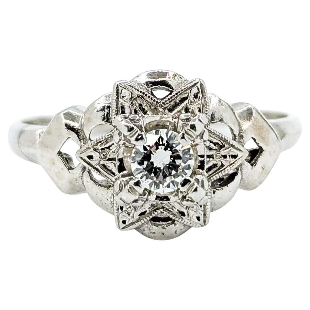 Exquisite Diamond 14k White Gold Ring For Sale