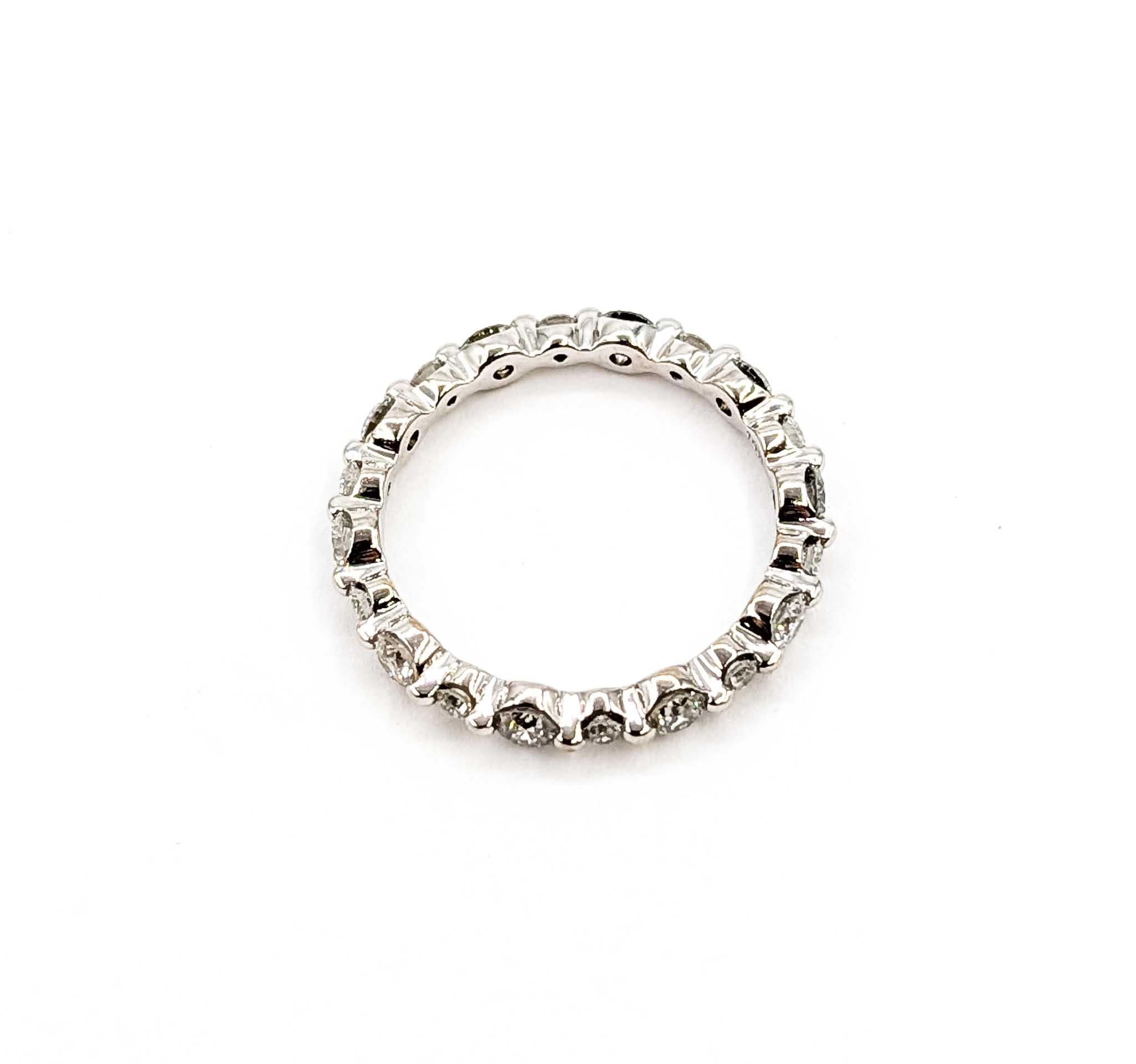 Squisito anello nuziale con diamante in oro bianco 14k in vendita 2