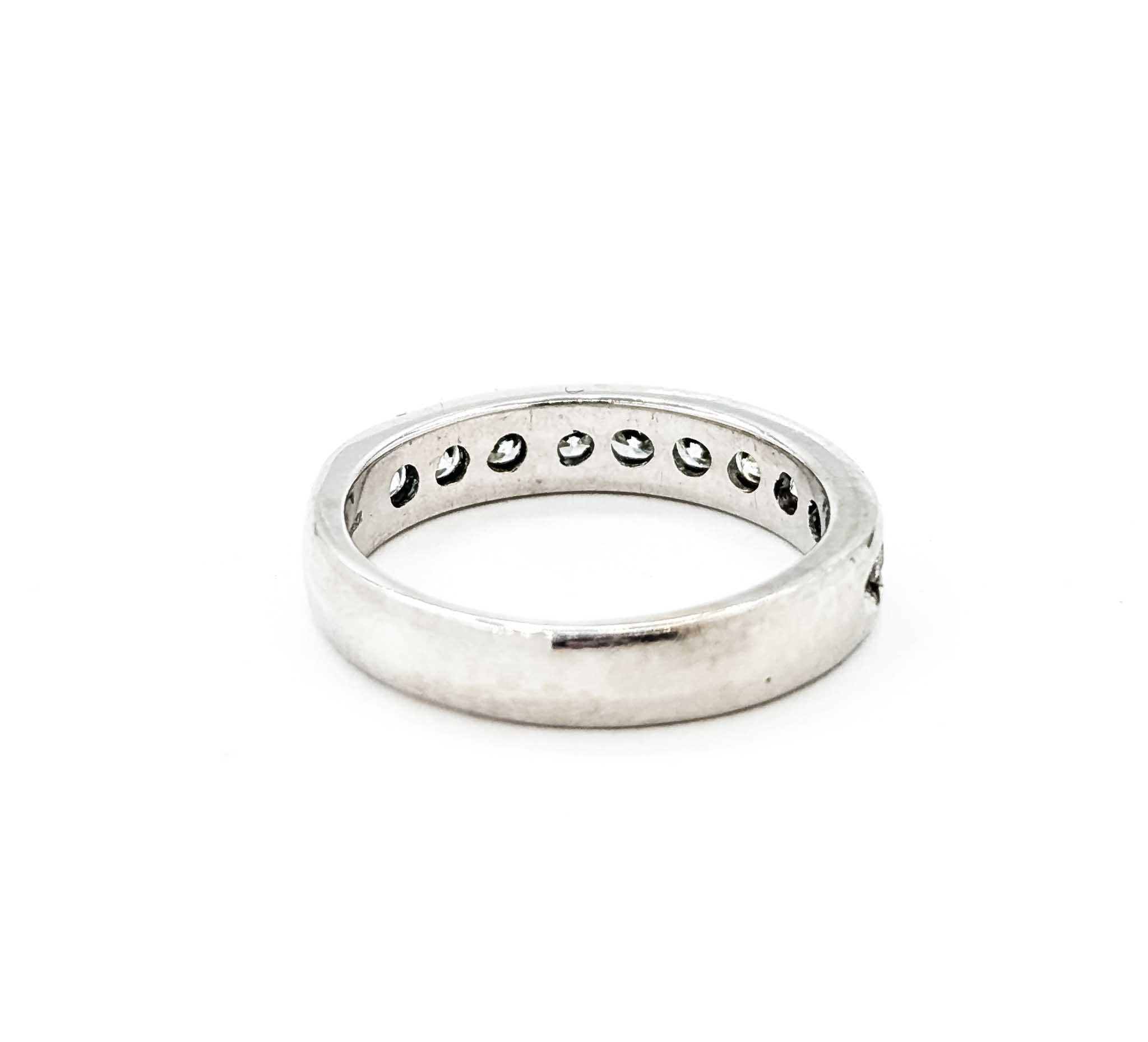 Exquisite Diamond Bridal Ring in 14k White Gold For Sale 3