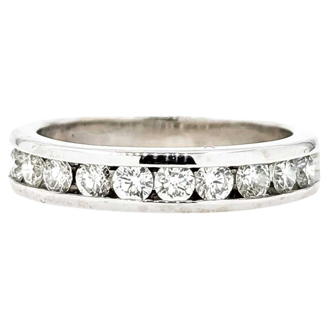 Exquisite Diamond Bridal Ring in 14k White Gold For Sale