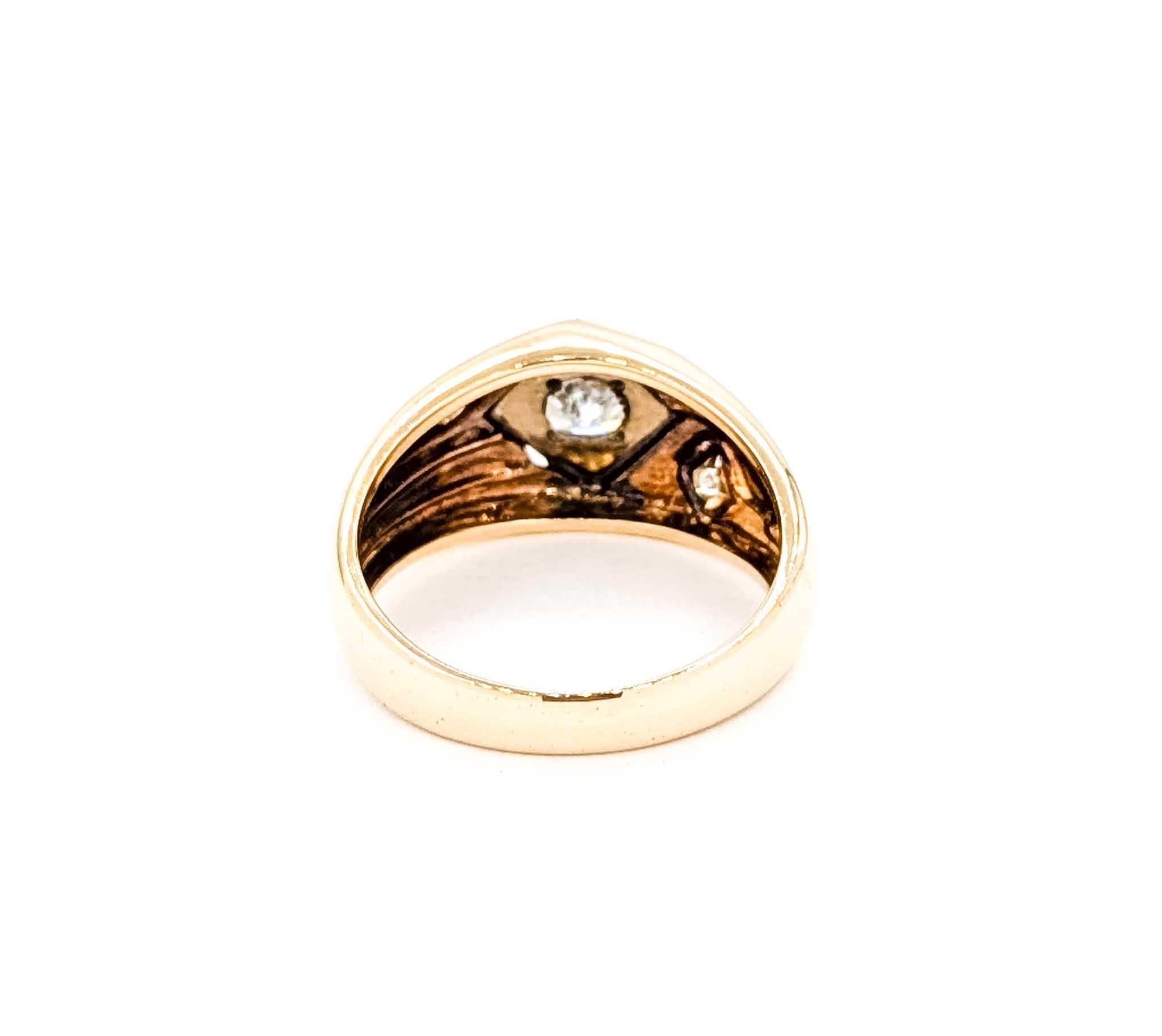 Eleganza di diamanti in oro giallo 14 carati in vendita 2