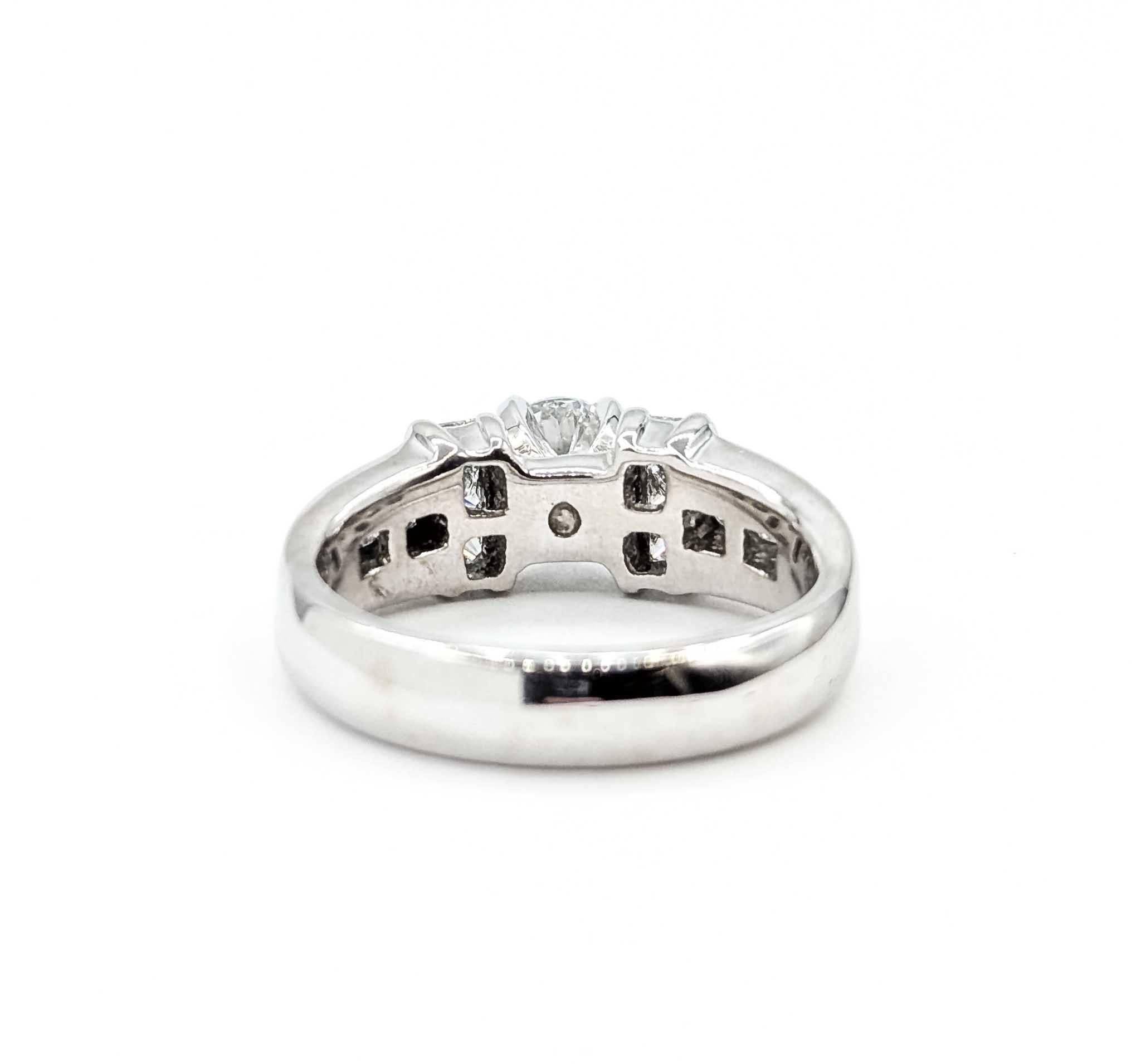 Exquisite Diamond Engagement Ring in 14k White Gold For Sale 3