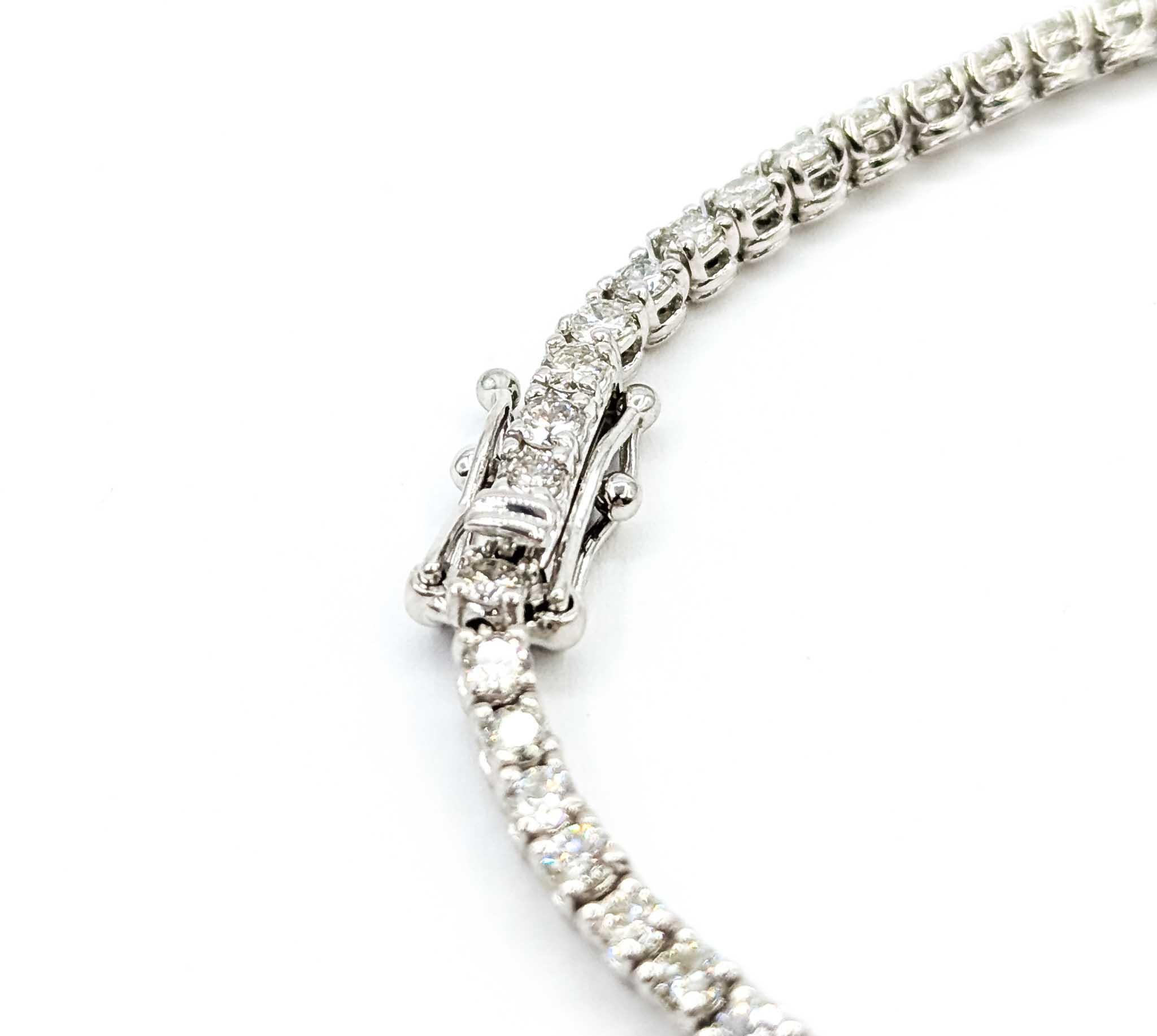 Exquisite Diamond Tennis Bracelet in 14K White Gold For Sale 2