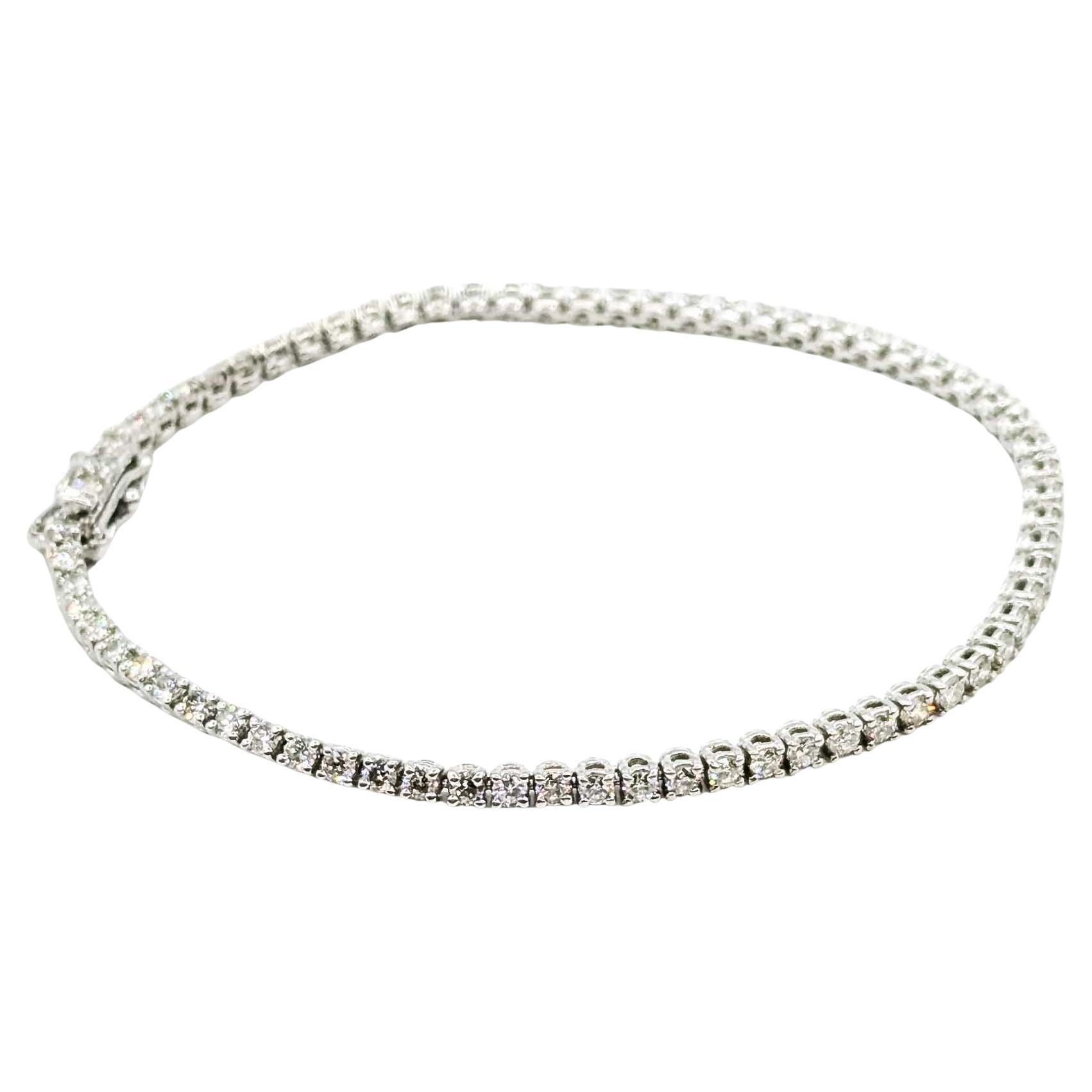 Exquisite Diamond Tennis Bracelet in 14K White Gold For Sale