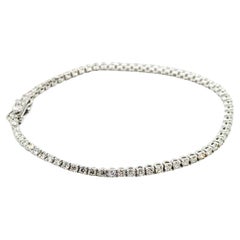 Exquisite Diamond Tennis Bracelet in 14K White Gold