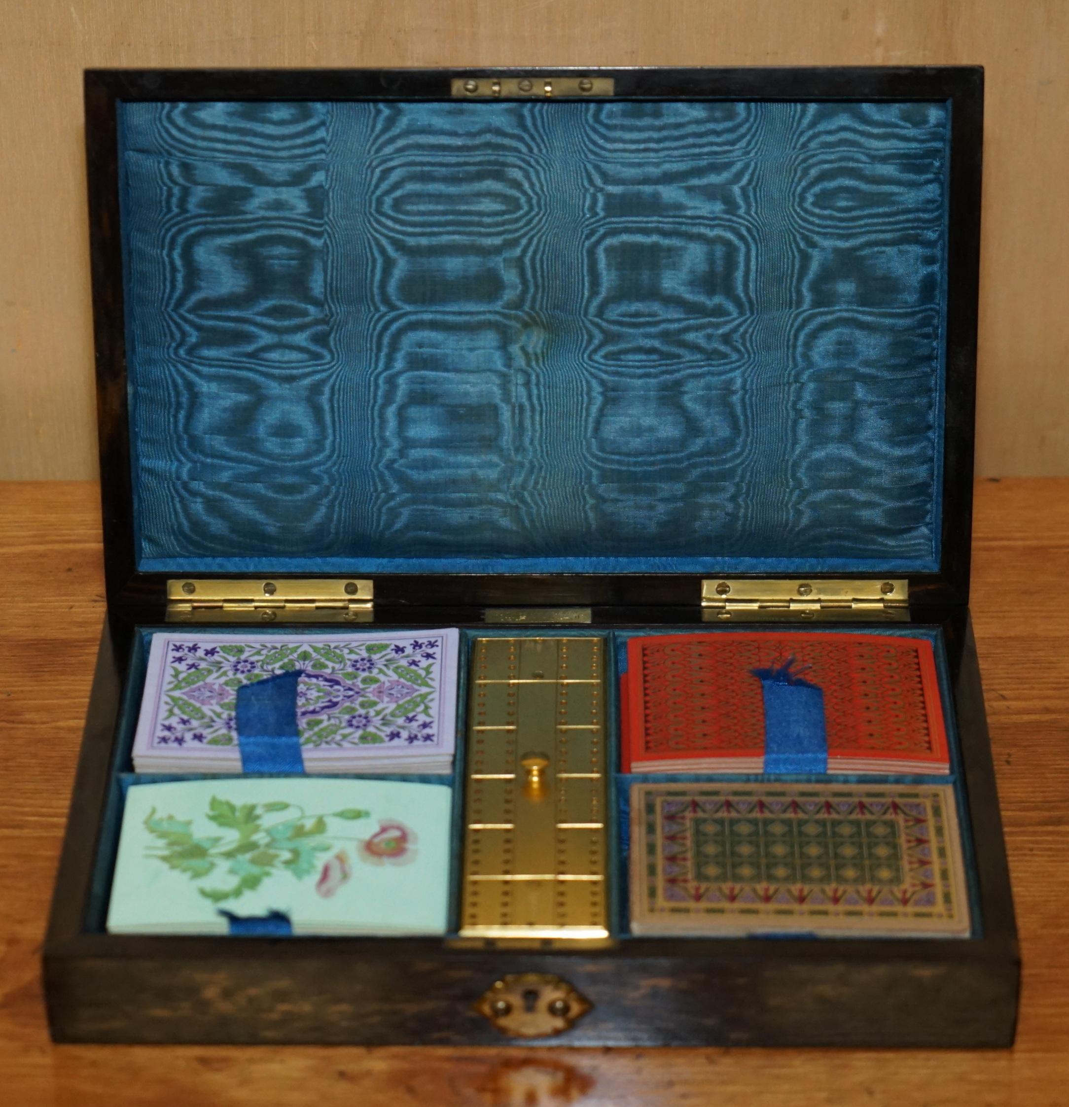 Early Victorian EXQUISITE EDWARD & JONES COROMANDEL WOOD CRiBBAGE SET DE LARUE & CO CARDS For Sale