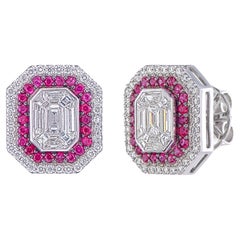 Exquisitos pendientes de oro de 18 quilates con halo de rubíes y diamantes talla esmeralda