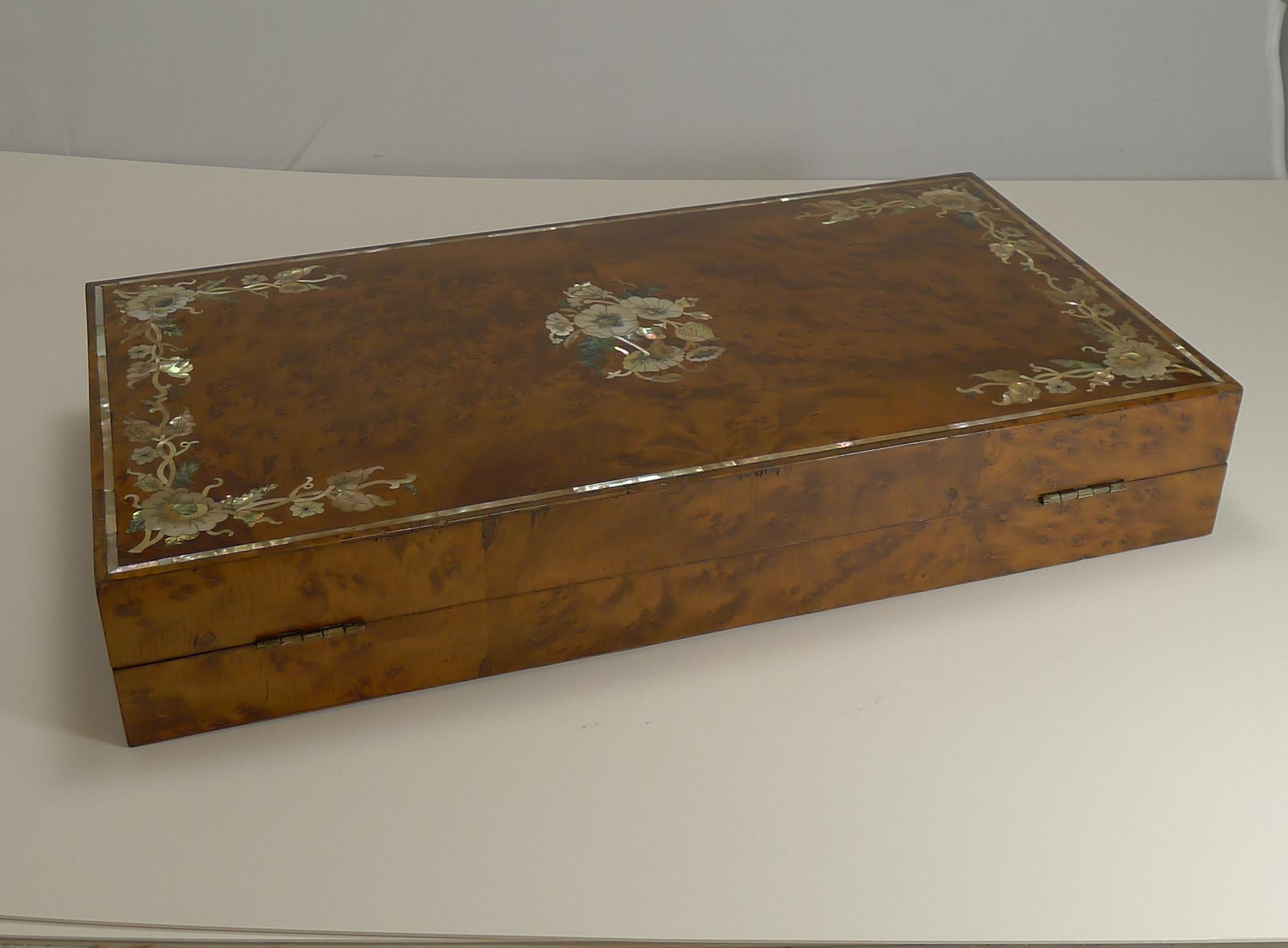 Late 19th Century Exquisite English Mother of Pearl Inlaid Amboyna Backgammon Board, circa 1890