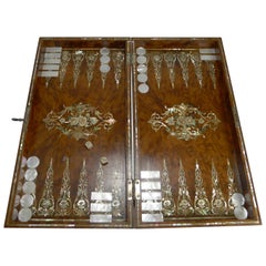 Plateau de backgammon anglais exquis en nacre incrustée d'amboyna:: vers 1890