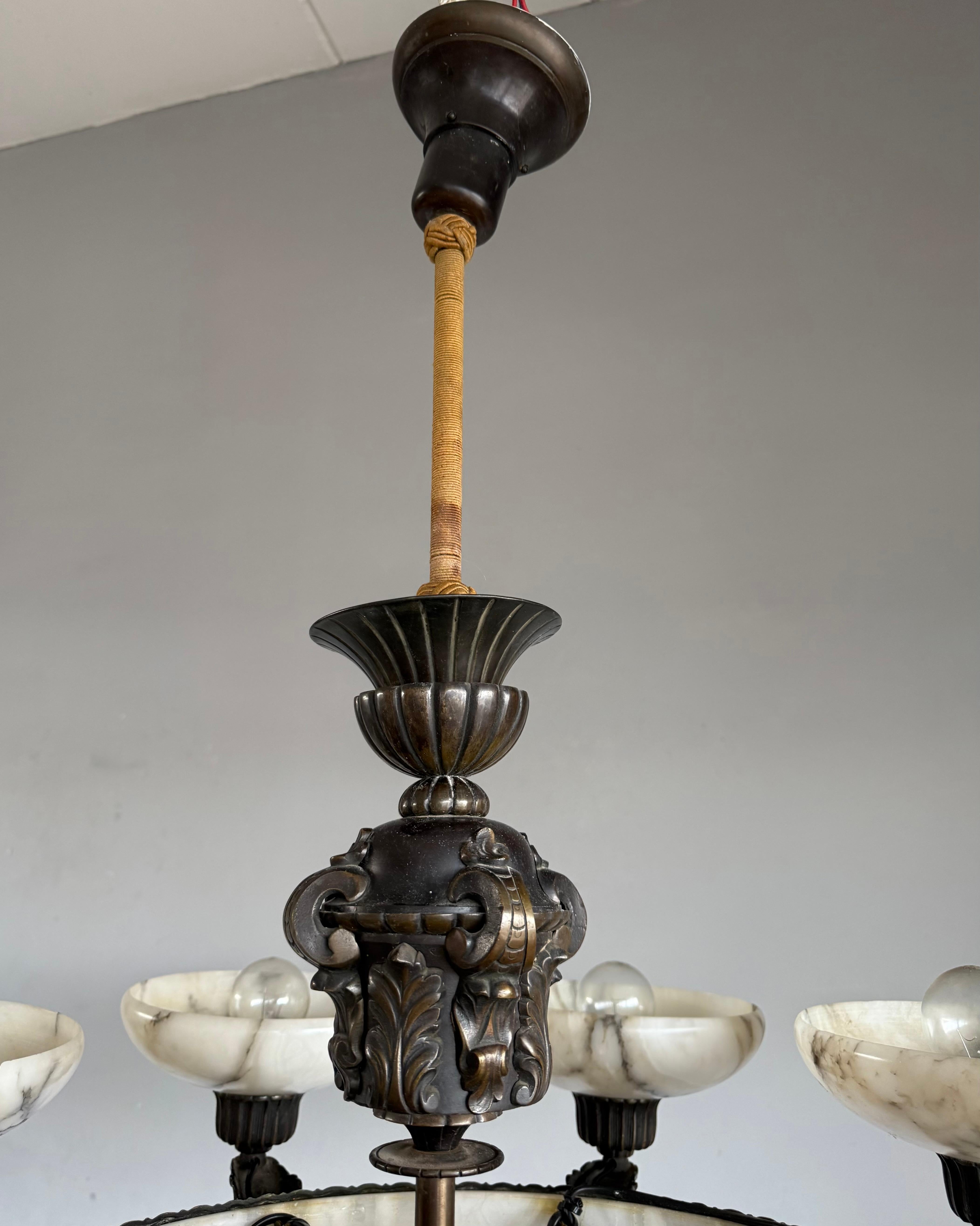 Exquise & Extra Large Antique White & Black Alabaster & Bronze Chandelier 1910 en vente 5
