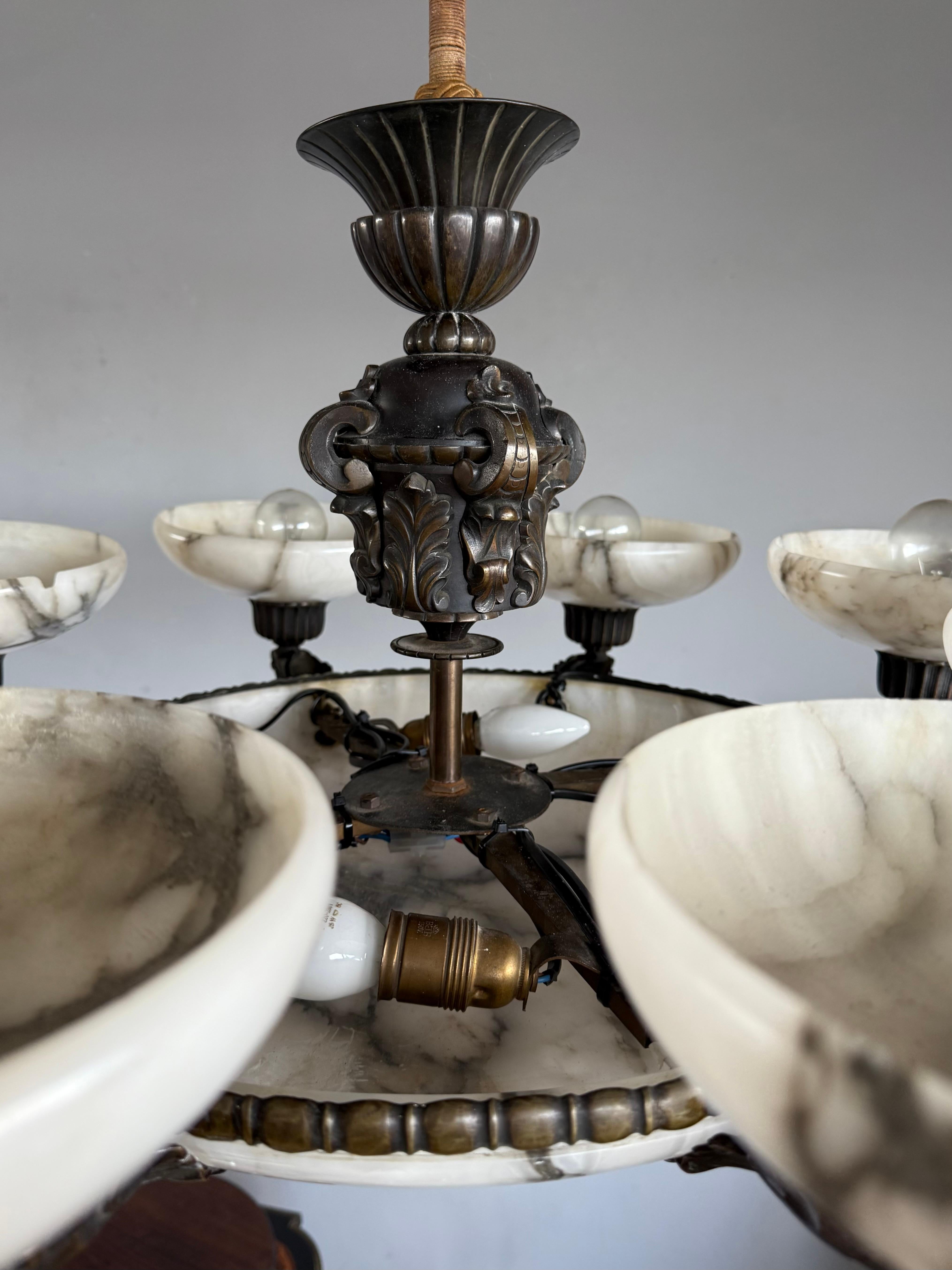 Exquise & Extra Large Antique White & Black Alabaster & Bronze Chandelier 1910 en vente 6
