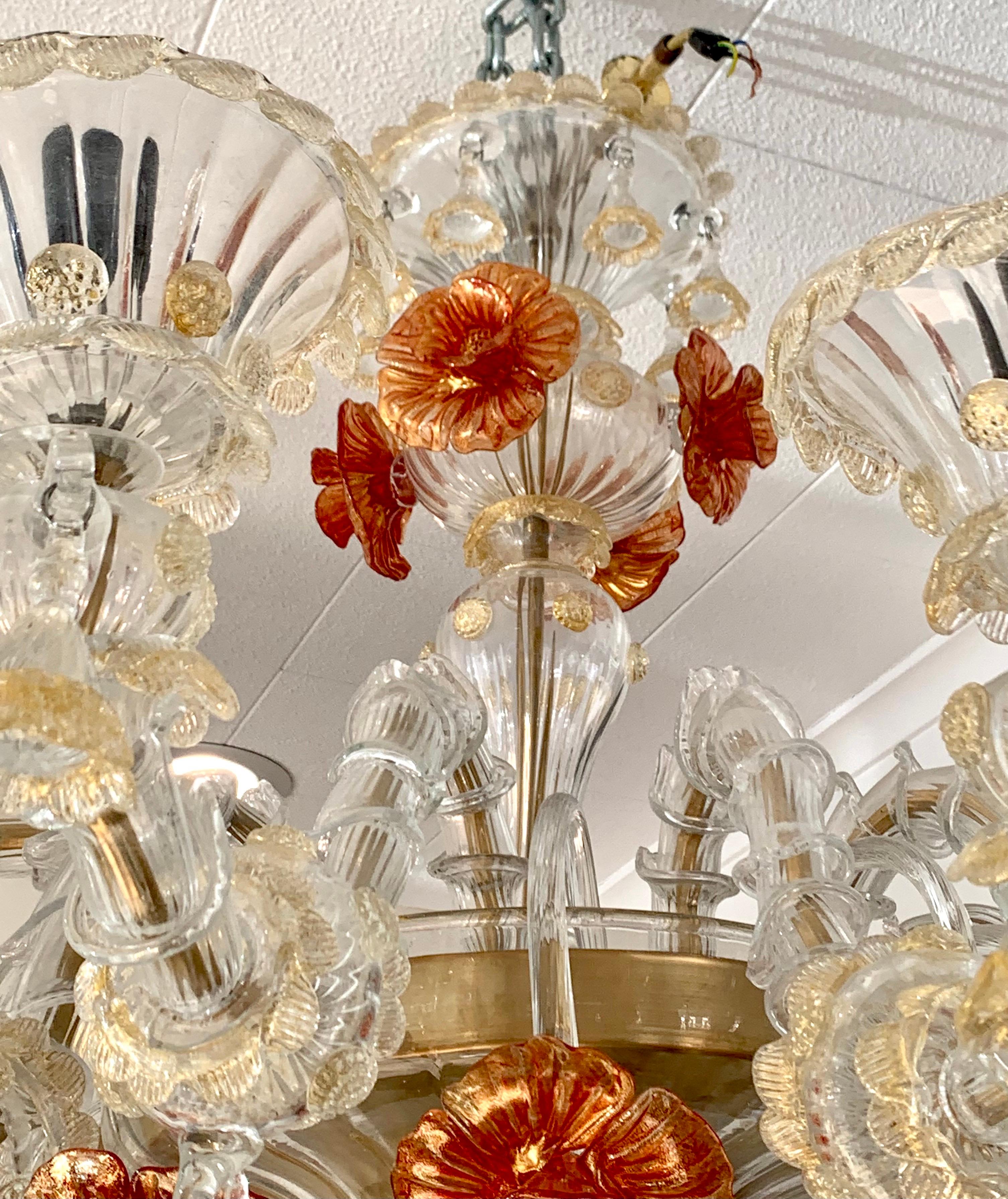 Magnifique lustre de Murano en verre multicolore fabriqué en Italie Bon état - En vente à West Hartford, CT