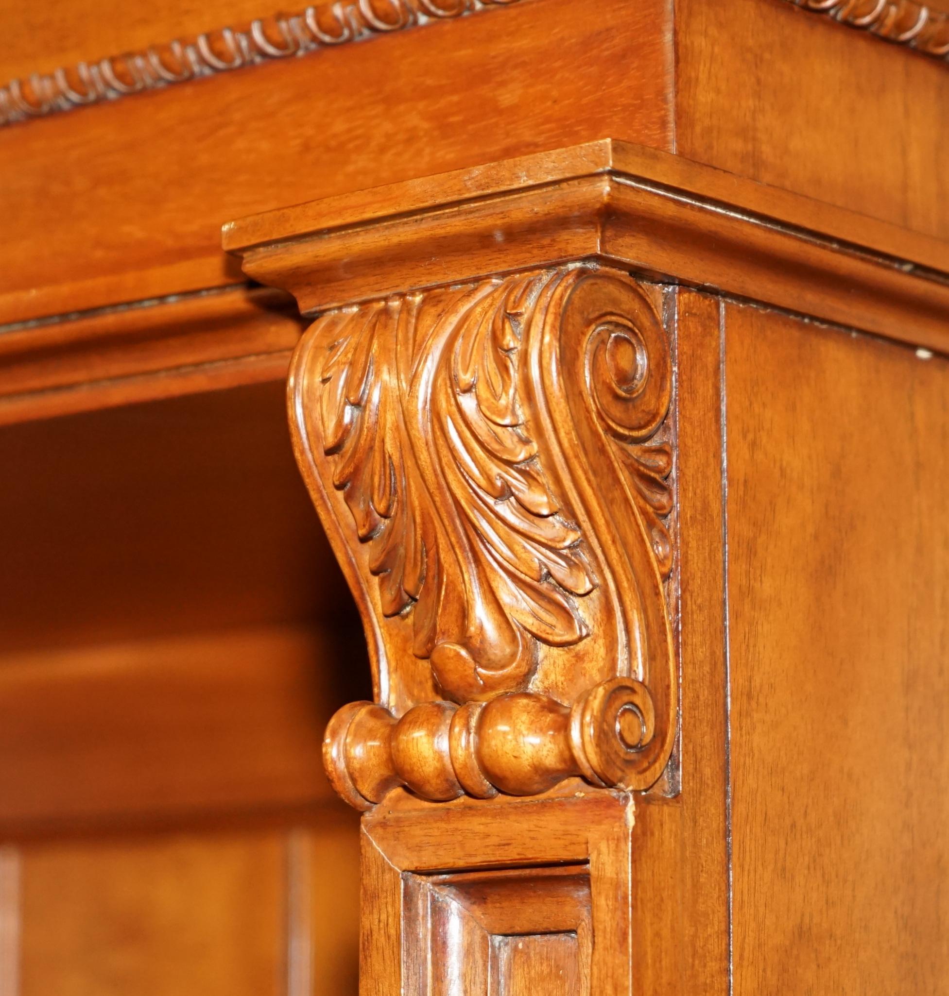 EXQUISITE EXTRA LARGE RALPH LAUREN HARDWOOD MADISON AVENUE OPEN LiBRARY BOOKCASE For Sale 4