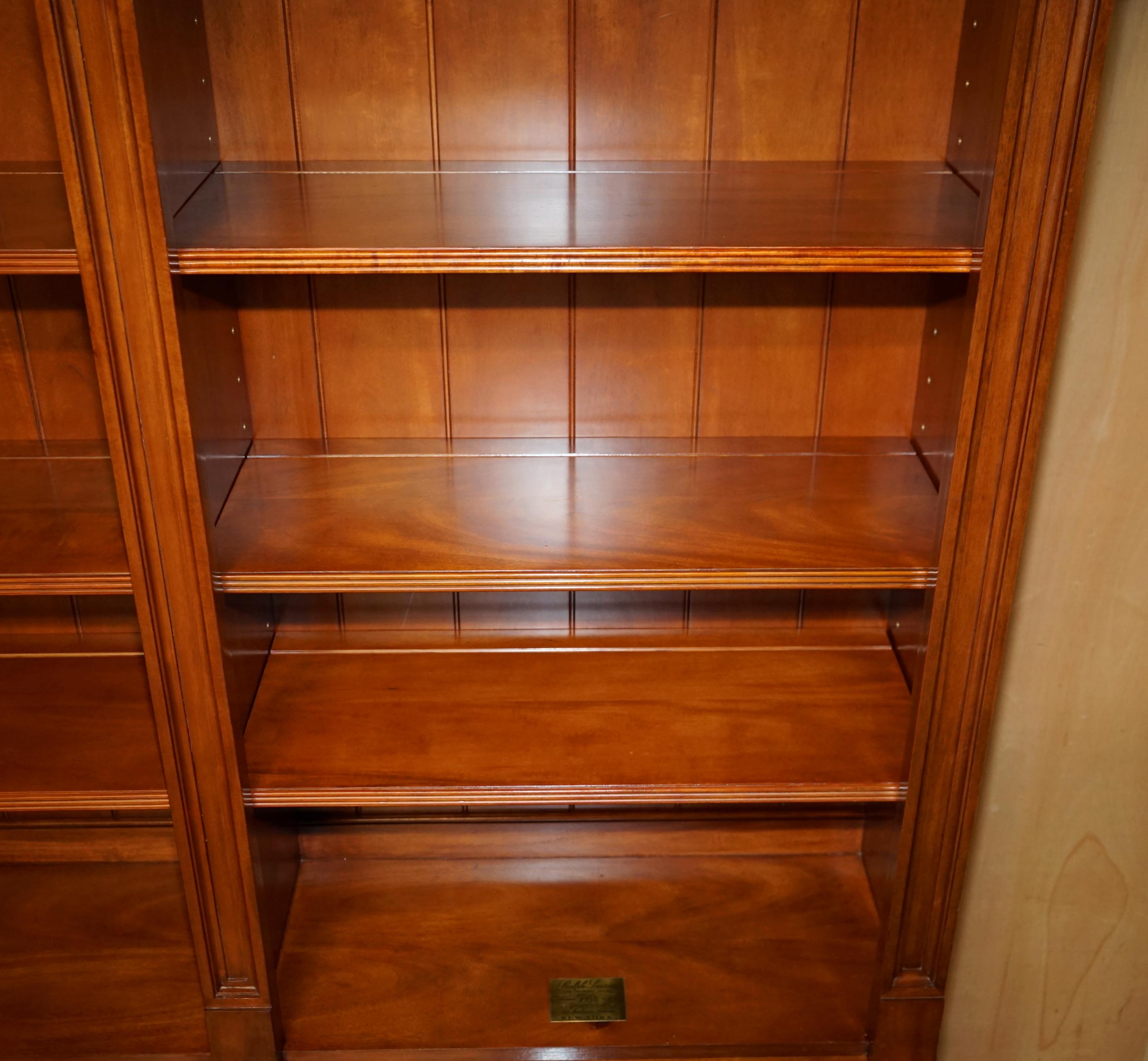 EXQUISITE EXTRA LARGE RALPH LAUREN HARDWOOD MADISON AVENUE OPEN LiBRARY BOOKCASE For Sale 1