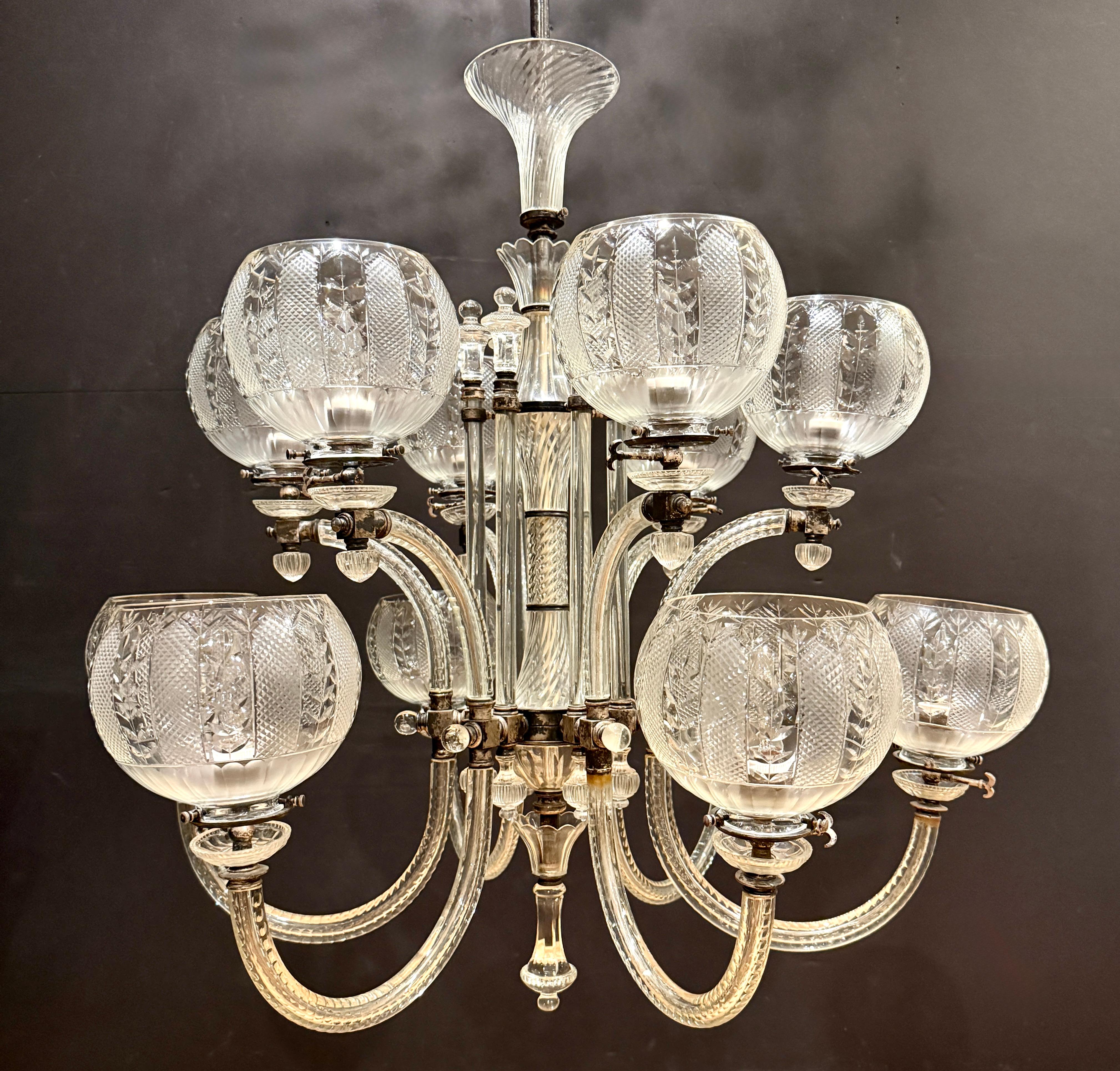 Vittoriano Exquisite F. & C. Osler Style 12-Light Cut-Glass Chandelier in vendita
